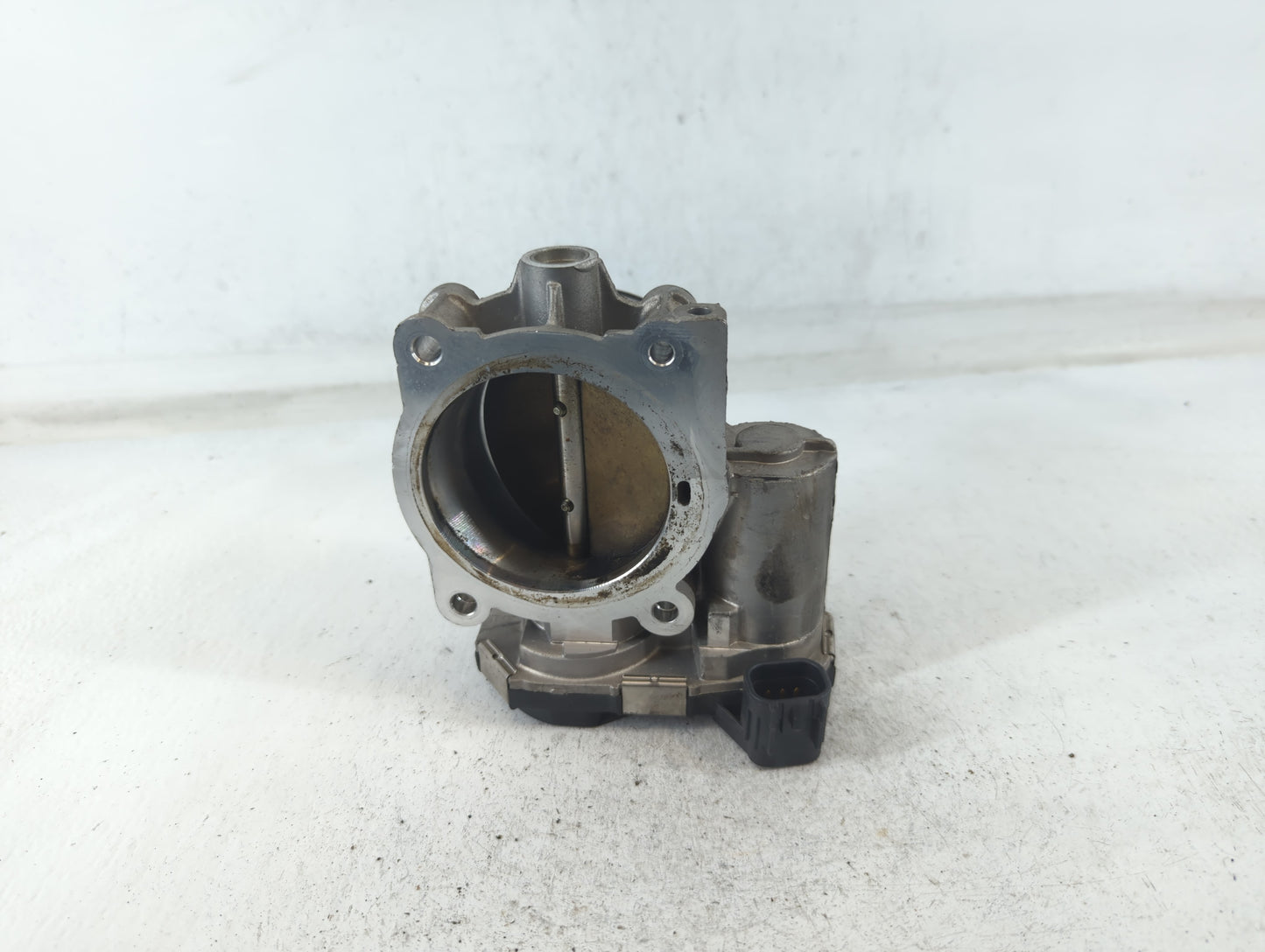 2010 Buick Lacrosse Throttle Body P/N:1749AA994AA6008C Fits Fits 2007 2008 2009 2011 2012 OEM Used Auto Parts - Oemusedautoparts1.com