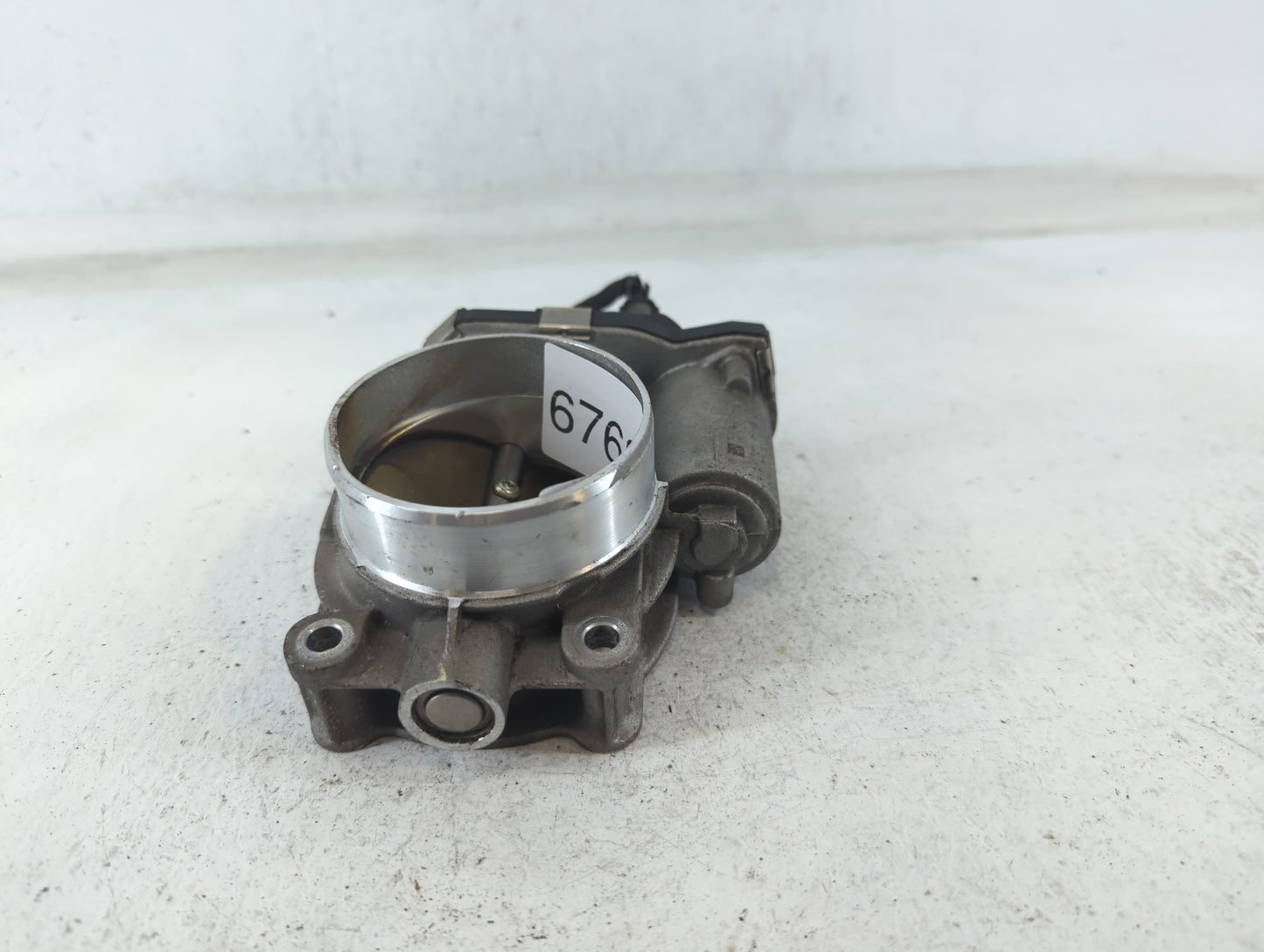 2018 Chevrolet Express 2500 Throttle Body P/N:12676296AA Fits Fits 2016 2017 2019 2020 2021 2022 OEM Used Auto Parts - Oemusedautoparts1.com