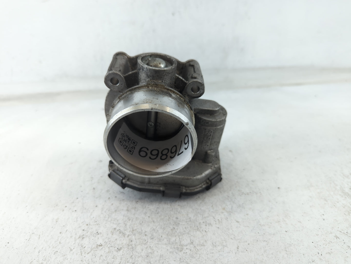 2015-2017 Ford F-150 Throttle Body P/N:GB8E 9F991 BC 17008 323899 Fits Fits 2015 2016 2017 2018 2019 2020 OEM Used Auto Parts - Oemusedautoparts1.com