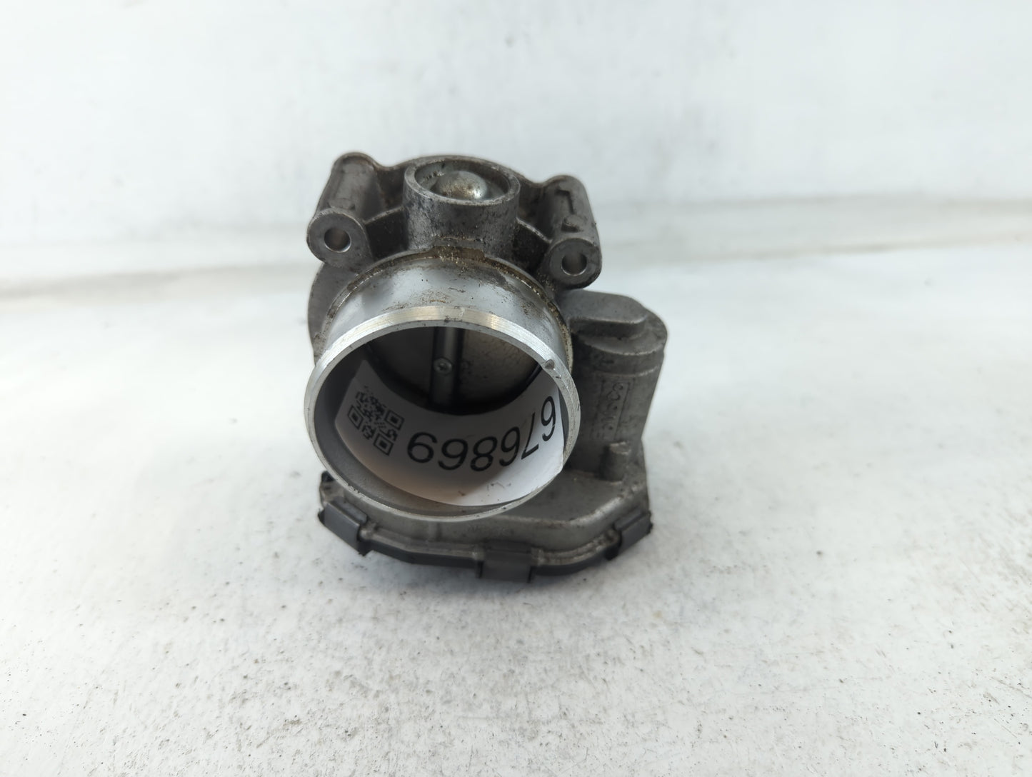 2015-2017 Ford F-150 Throttle Body P/N:GB8E 9F991 BC 17008 323899 Fits Fits 2015 2016 2017 2018 2019 2020 OEM Used Auto Parts - Oemusedautoparts1.com