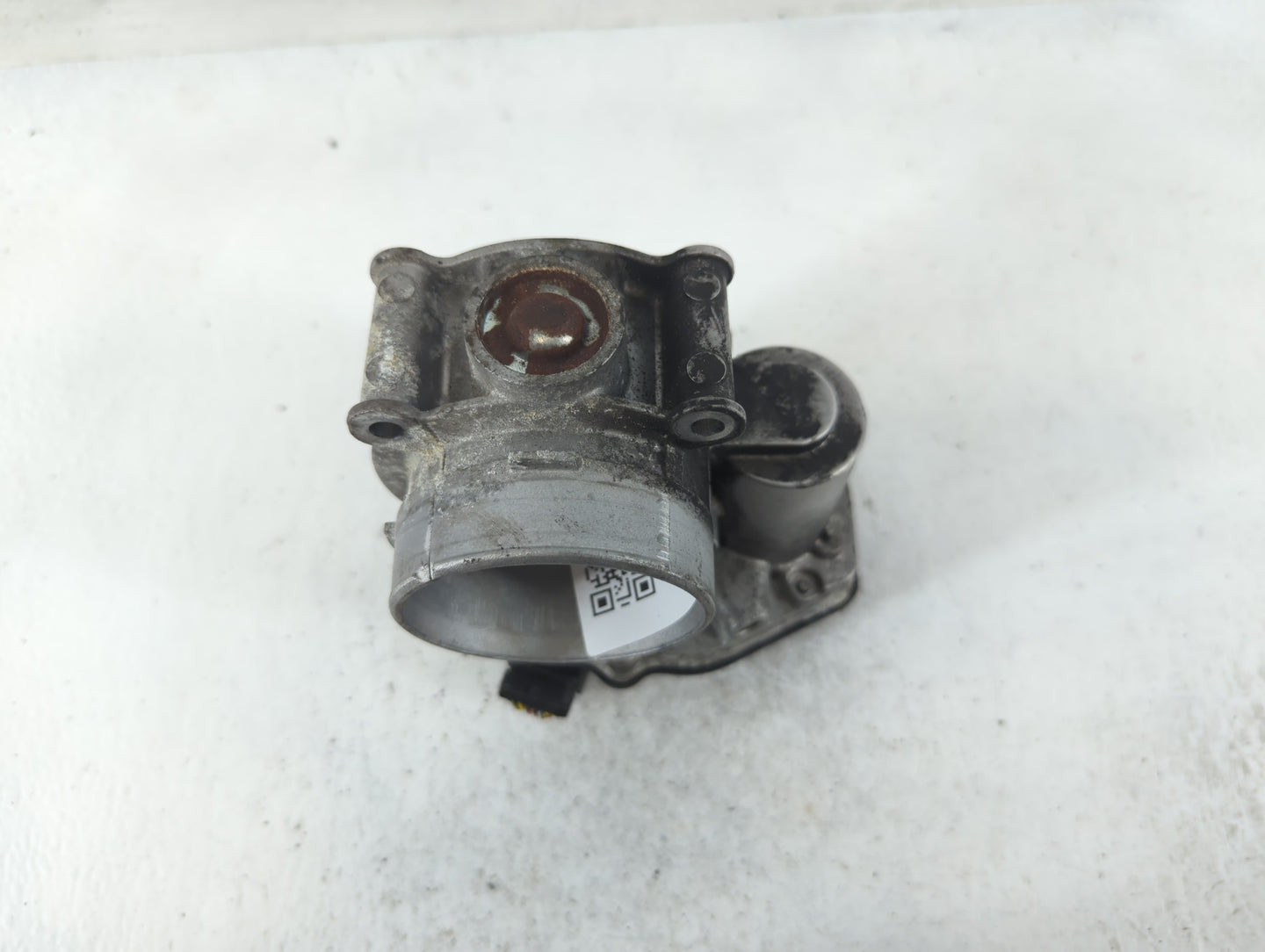 2013-2020 Ford Fusion Throttle Body P/N:DS7E-9F991-AG Fits Fits 2013 2014 2015 2016 2017 2018 2019 2020 2021 2022 OEM Used Auto Parts - Oemusedautoparts1.com