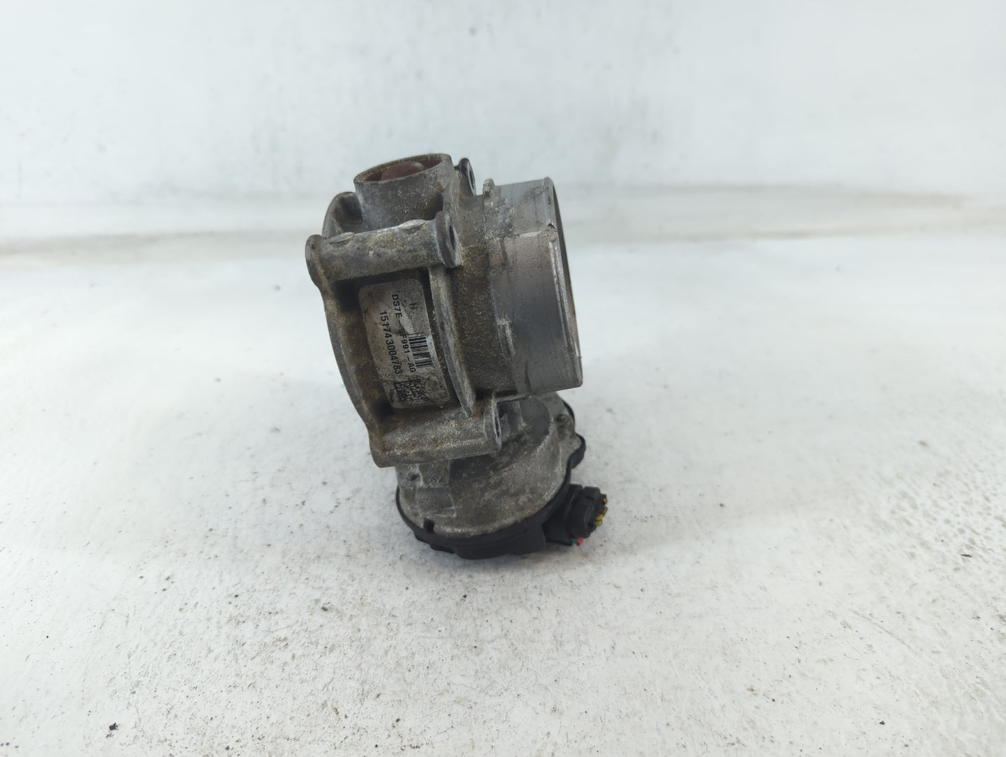 2013-2020 Ford Fusion Throttle Body P/N:DS7E-9F991-AG Fits Fits 2013 2014 2015 2016 2017 2018 2019 2020 2021 2022 OEM Used Auto Parts - Oemusedautoparts1.com