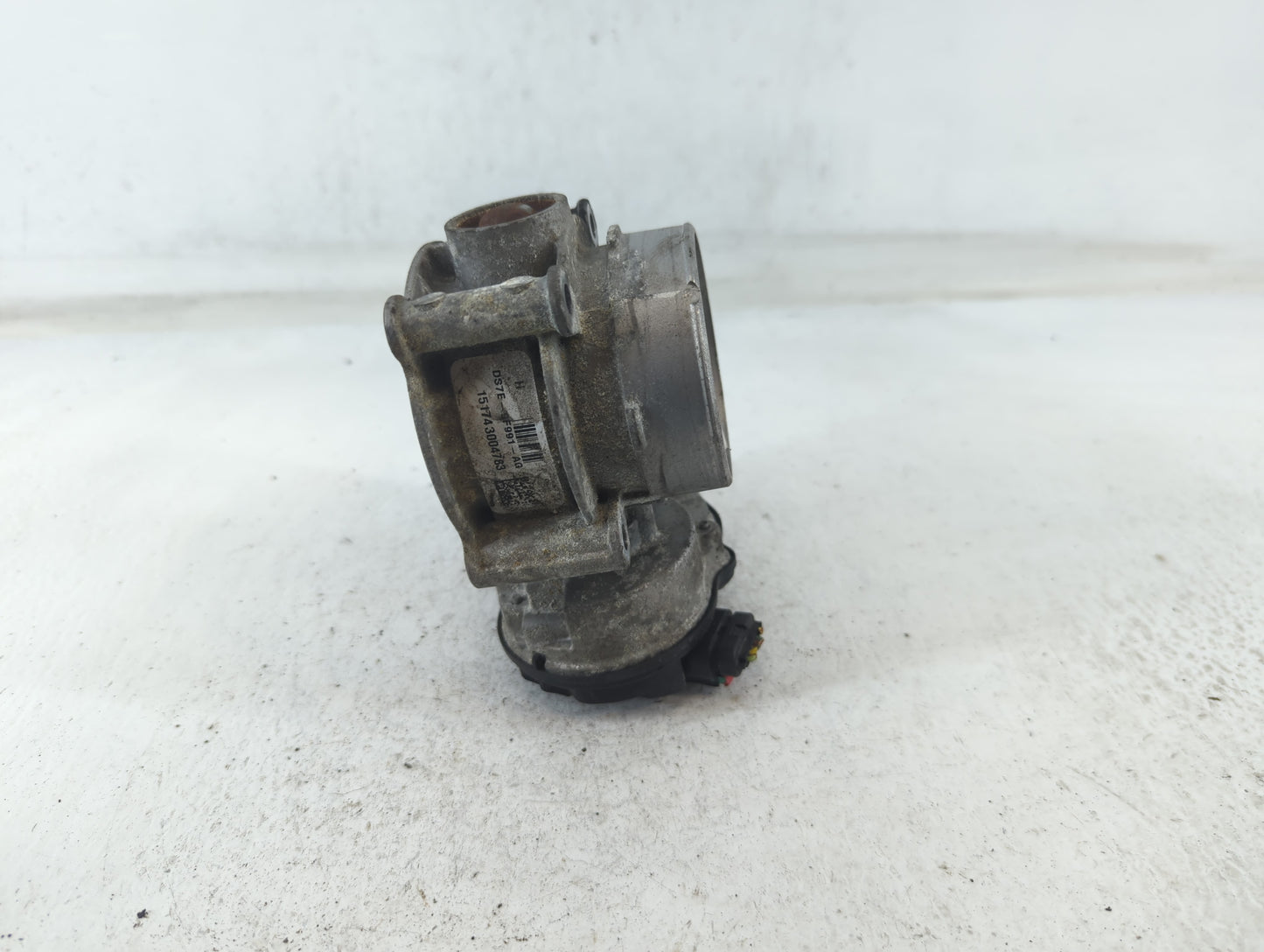 2013-2020 Ford Fusion Throttle Body P/N:DS7E-9F991-AG Fits Fits 2013 2014 2015 2016 2017 2018 2019 2020 2021 2022 OEM Used Auto Parts - Oemusedautoparts1.com