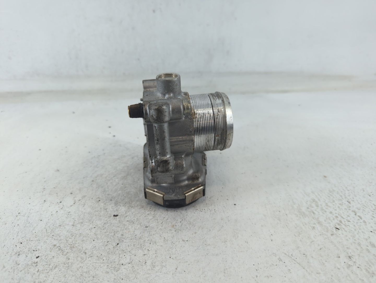 2013-2021 Buick Encore Throttle Body P/N:0 280 750 499` 55 565 489 Fits OEM Used Auto Parts - Oemusedautoparts1.com