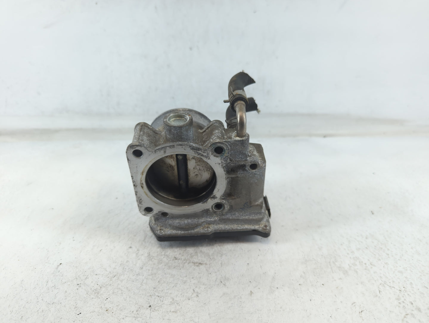 2014-2020 Nissan Rogue Throttle Body P/N:3TA60-01 A Fits Fits 2013 2014 2015 2016 2017 2018 2019 2020 OEM Used Auto Parts - Oemusedautoparts1.com
