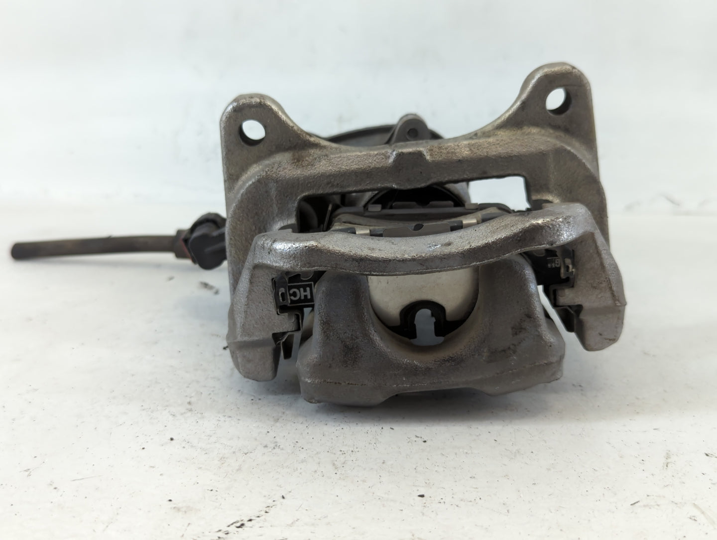 Gmc Terrain Front Driver Left Brake Caliper - Oemusedautoparts1.com