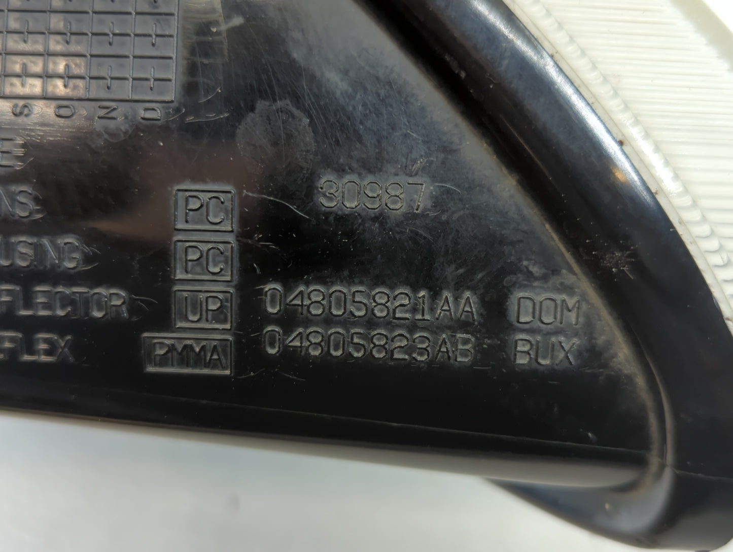 2001-2002 Chrysler Sebring Driver Left Oem Head Light Headlight Lamp - Oemusedautoparts1.com