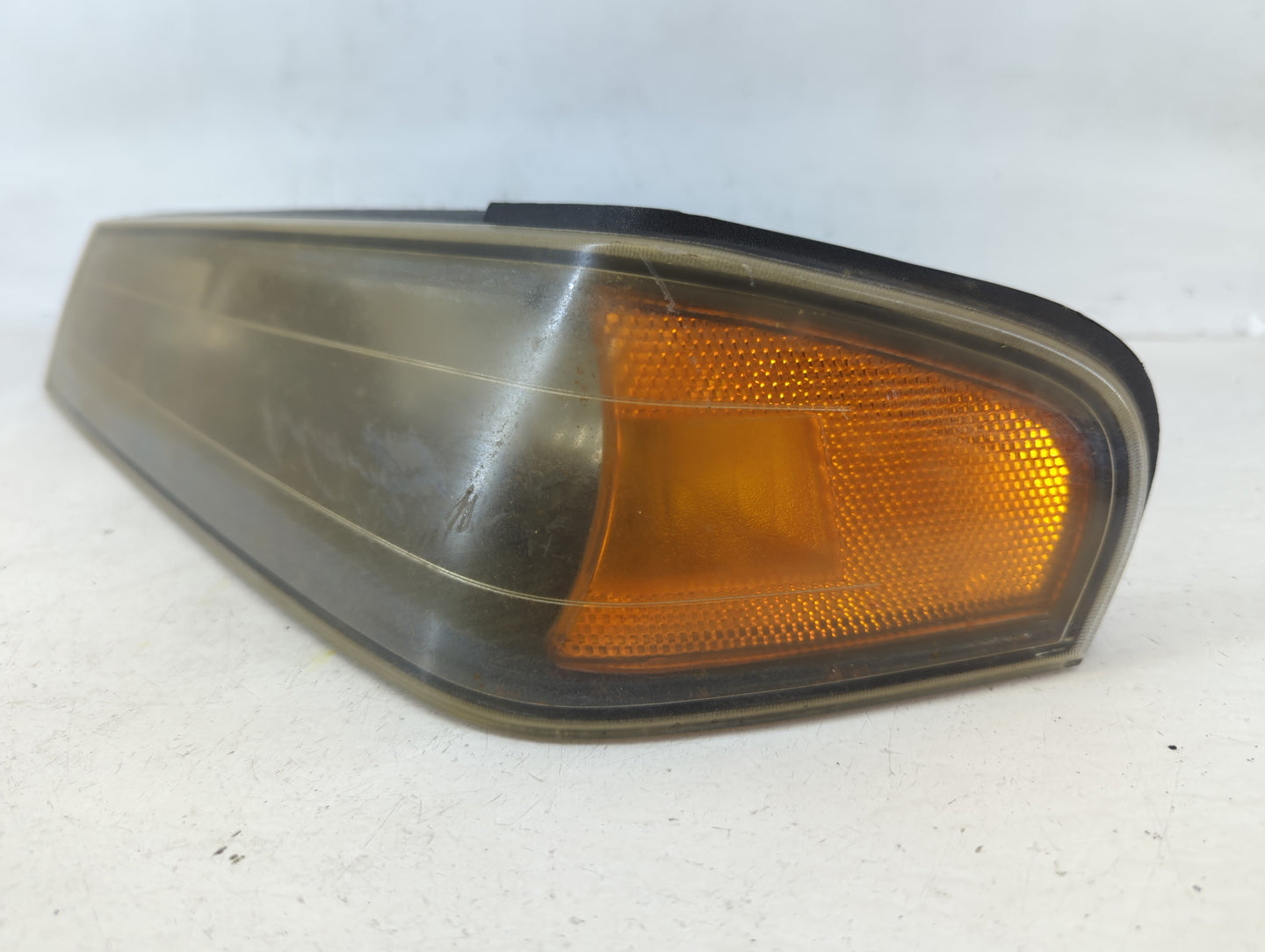 2004-2005 Chevrolet Colorado Driver Left Oem Head Light Headlight Lamp - Oemusedautoparts1.com