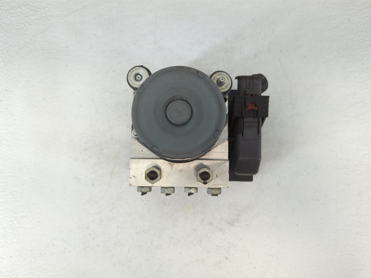 2012-2017 Gmc Acadia ABS Pump Control Module Replacement P/N:0 265 252 460 AA 22912777 Fits Fits 2012 2013 2014 2015 2016 2017 OEM Used Auto Parts - Oemusedautoparts1.com