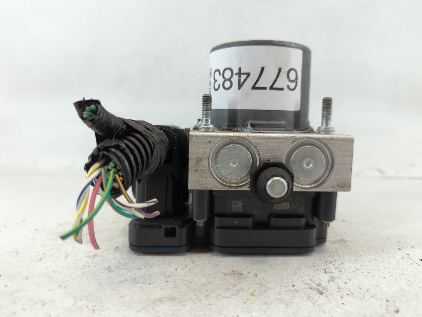 2016 Dodge Caravan ABS Pump Control Module Replacement P/N:P68183803AC Fits Fits 2015 2017 2018 2019 2020 OEM Used Auto Parts - Oemusedautoparts1.com