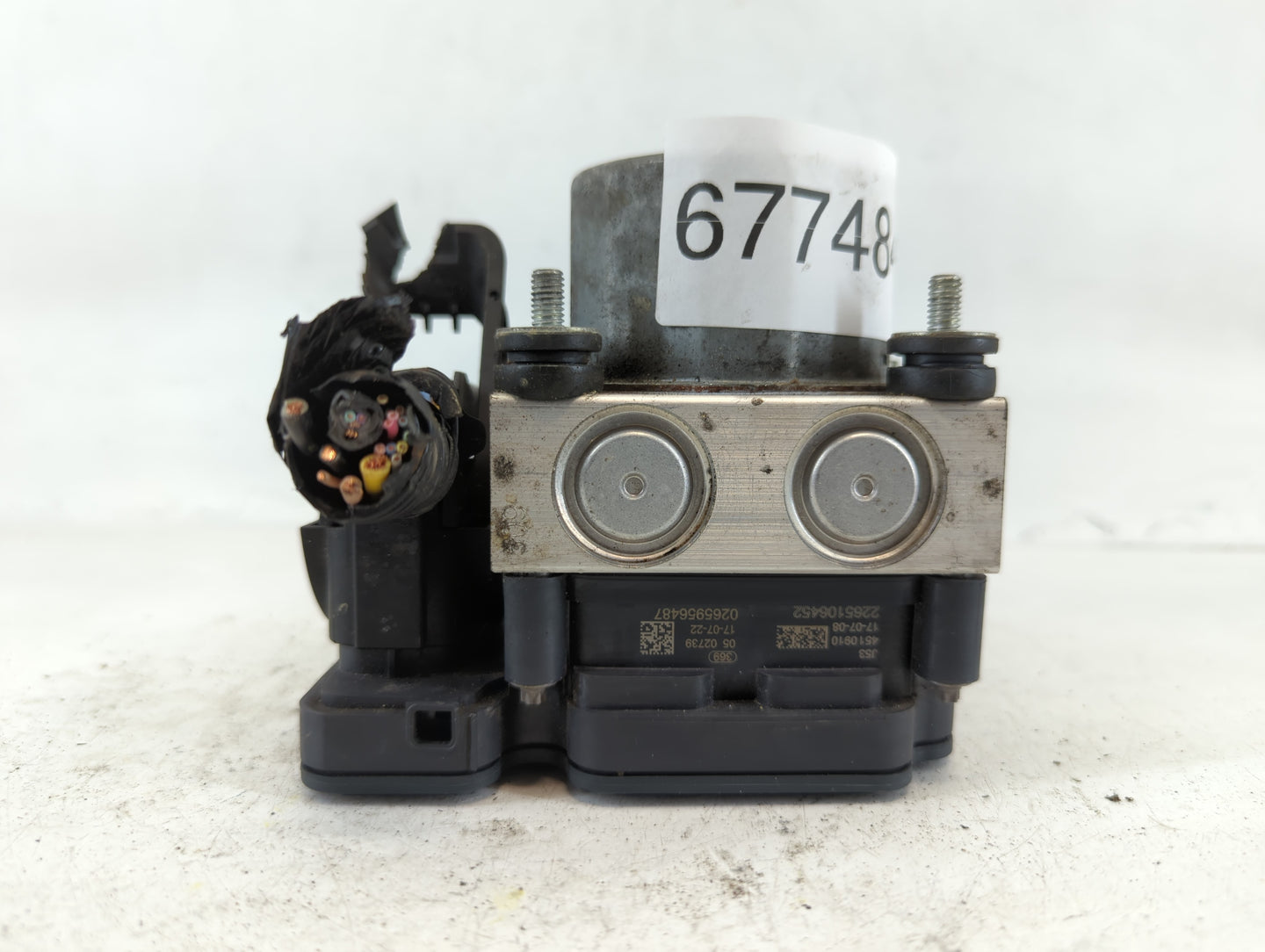 2018 Nissan Rogue ABS Pump Control Module Replacement P/N:47660 7FW2A Fits OEM Used Auto Parts - Oemusedautoparts1.com
