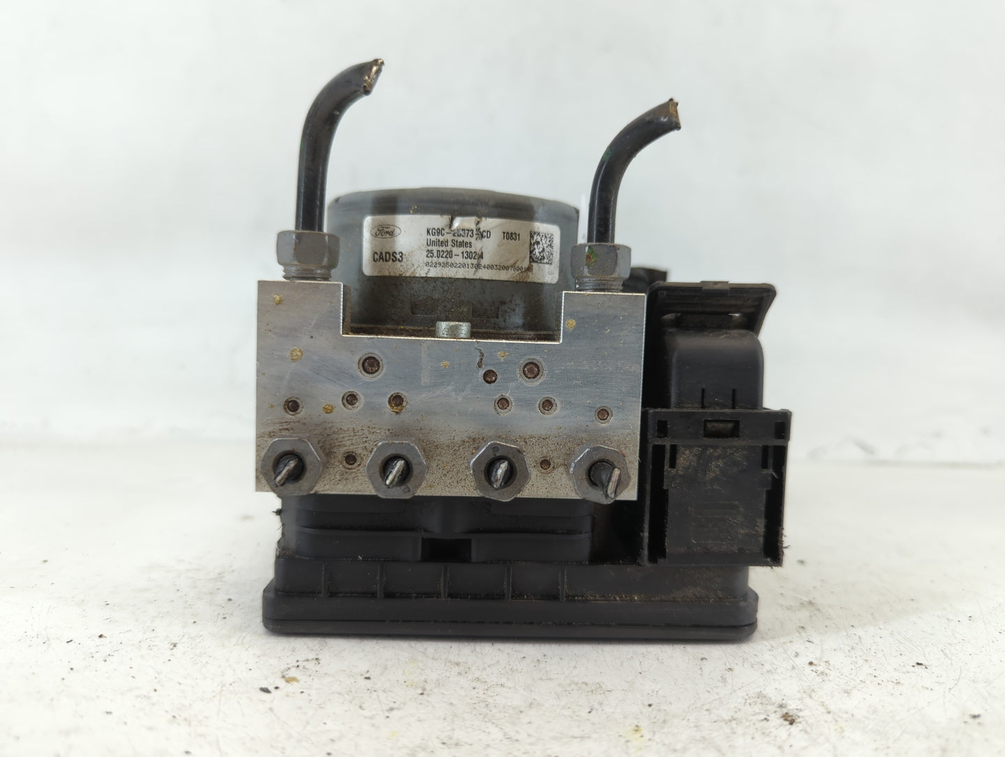 2019-2020 Lincoln Mkz ABS Pump Control Module Replacement P/N:KG9C-2B373-CD Fits Fits 2019 2020 OEM Used Auto Parts - Oemusedautoparts1.com