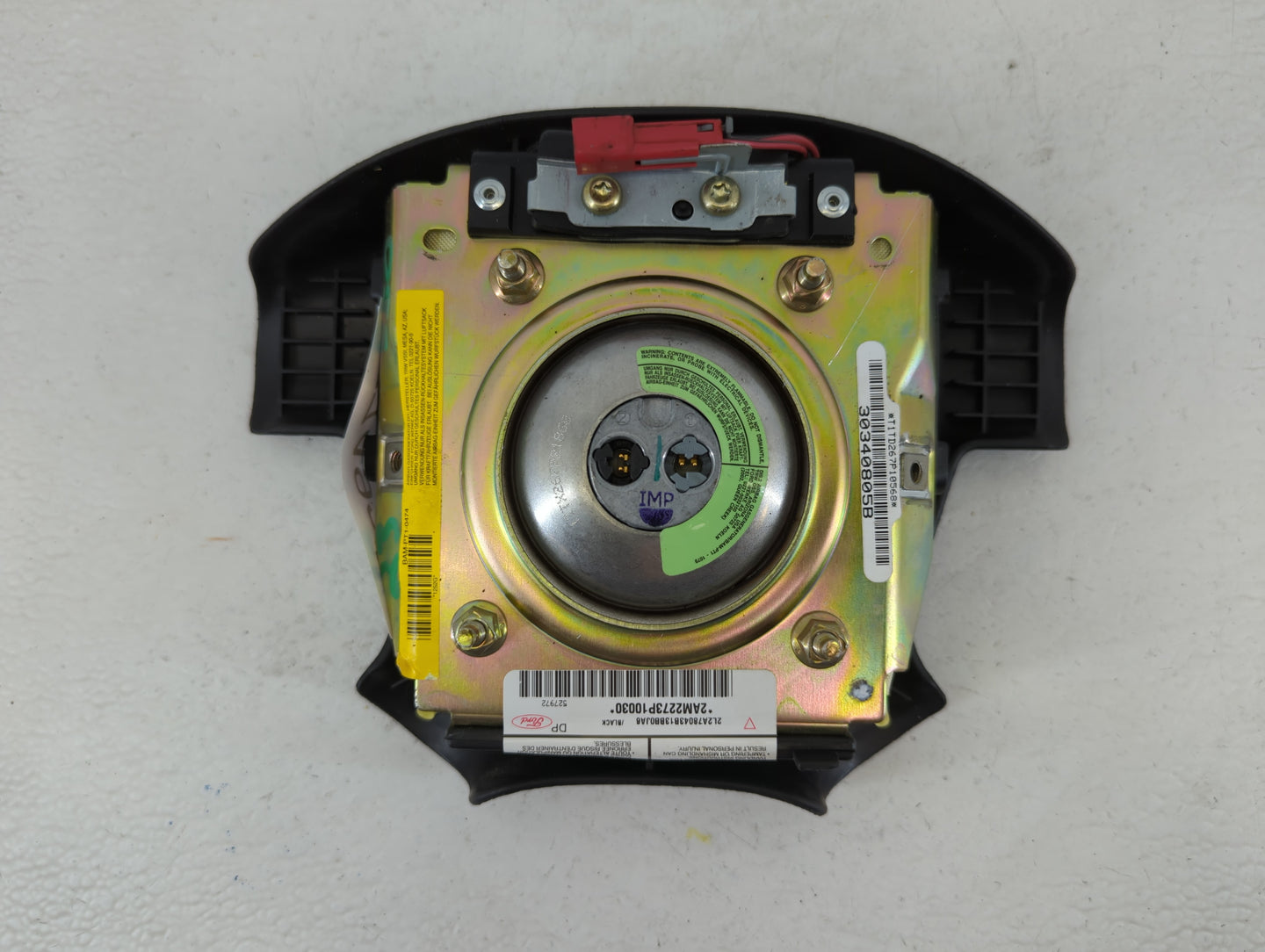 2002-2005 Mercury Mountaineer Air Bag Driver Left Steering Wheel Mounted P/N:2AM2273P10030 Fits Fits 2002 2003 2004 2005 OEM Used Auto Parts - Oemusedautoparts1.com