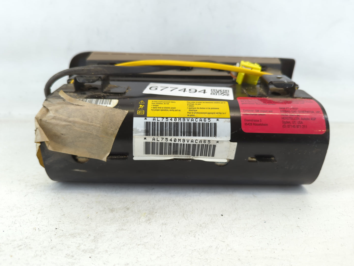 2002-2004 Gmc Envoy Xl Air Bag Driver Left Steering Wheel Mounted Fits Fits 2002 2003 2004 OEM Used Auto Parts - Oemusedautoparts1.com