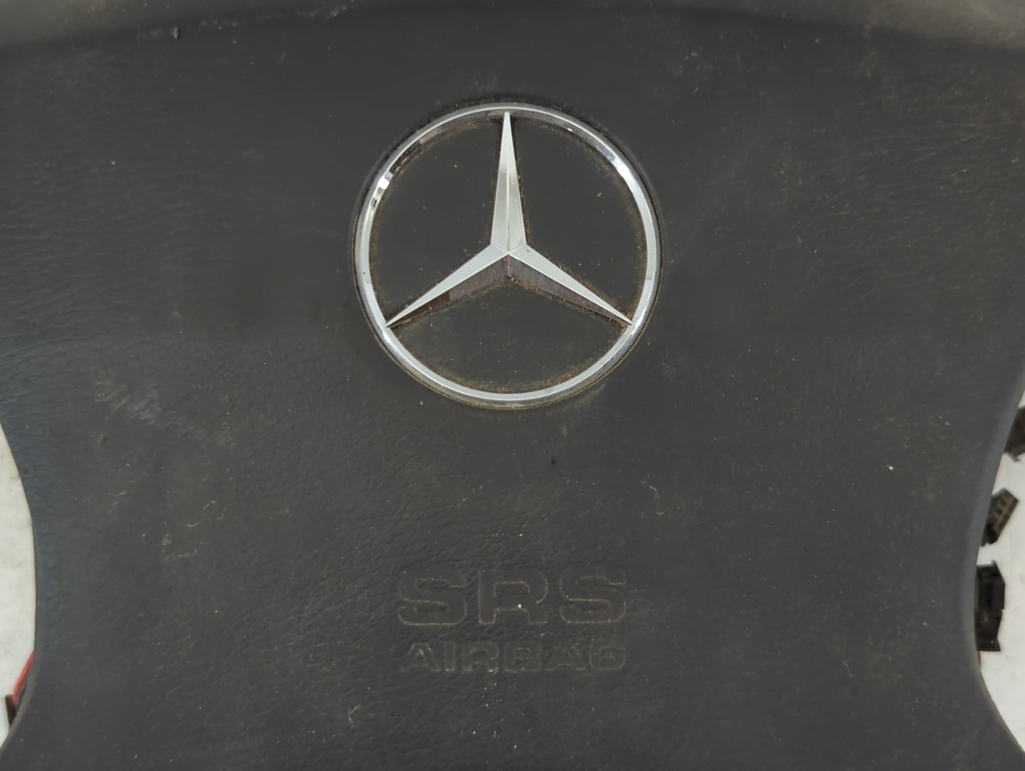 2001 Mercedes-Benz S500 Air Bag Passenger Right Dashboard OEM P/N:220 460 09 Fits OEM Used Auto Parts - Oemusedautoparts1.com