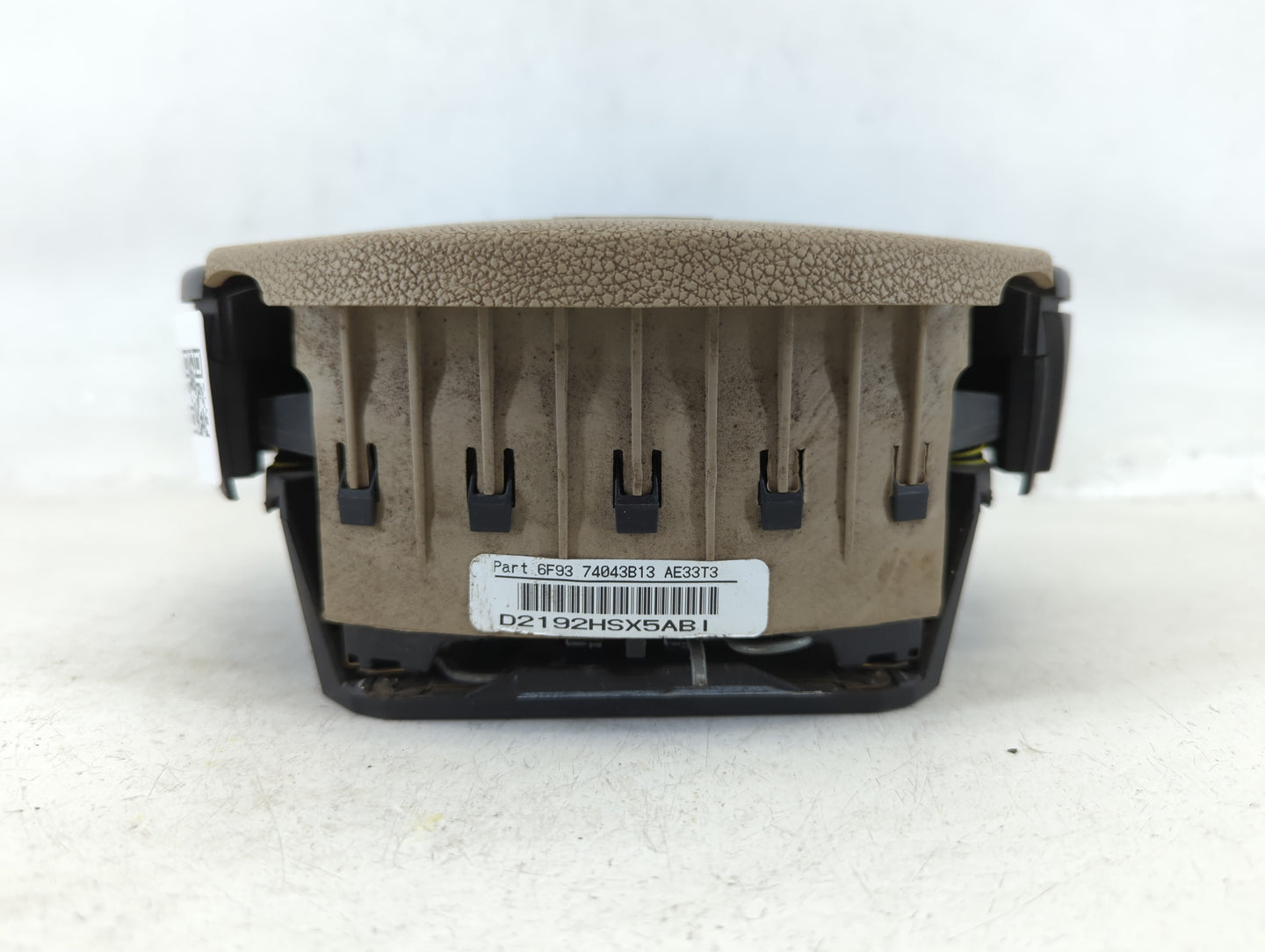 2005-2007 Ford Five Hundred Air Bag Passenger Right Dashboard OEM P/N:6F93 7403B13 AE3 Fits Fits 2005 2006 2007 OEM Used Auto Parts - Oemusedautoparts1.com
