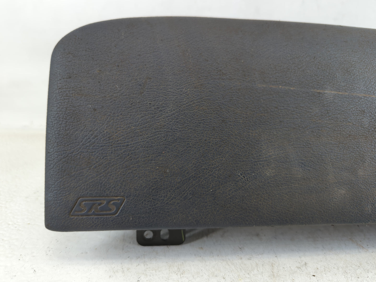 2005-2007 Ford Five Hundred Air Bag Driver Left Steering Wheel Mounted P/N:5G13 54044A74 D2585XSZDAVM Fits Fits 2005 2006 2007 OEM Used Auto Parts - Oemusedautoparts1.com