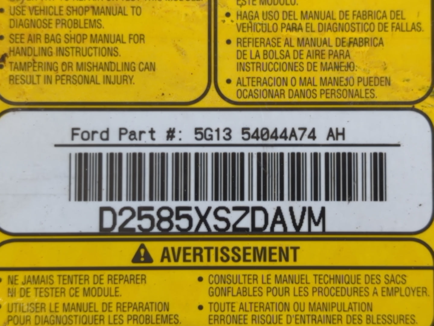 2005-2007 Ford Five Hundred Air Bag Passenger Right Dashboard OEM P/N:5G13 54044A74 D2585XSZDAVM Fits Fits 2005 2006 2007 OEM Used Auto Parts - Oemusedautoparts1.com