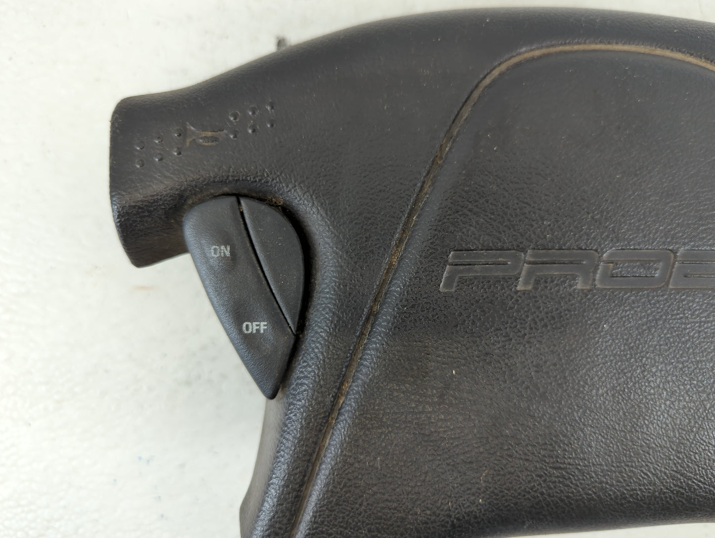 1994-1995 Ford Probe Air Bag Driver Left Steering Wheel Mounted P/N:DEA F27 3Y DJ3 Fits Fits 1994 1995 OEM Used Auto Parts - Oemusedautoparts1.com