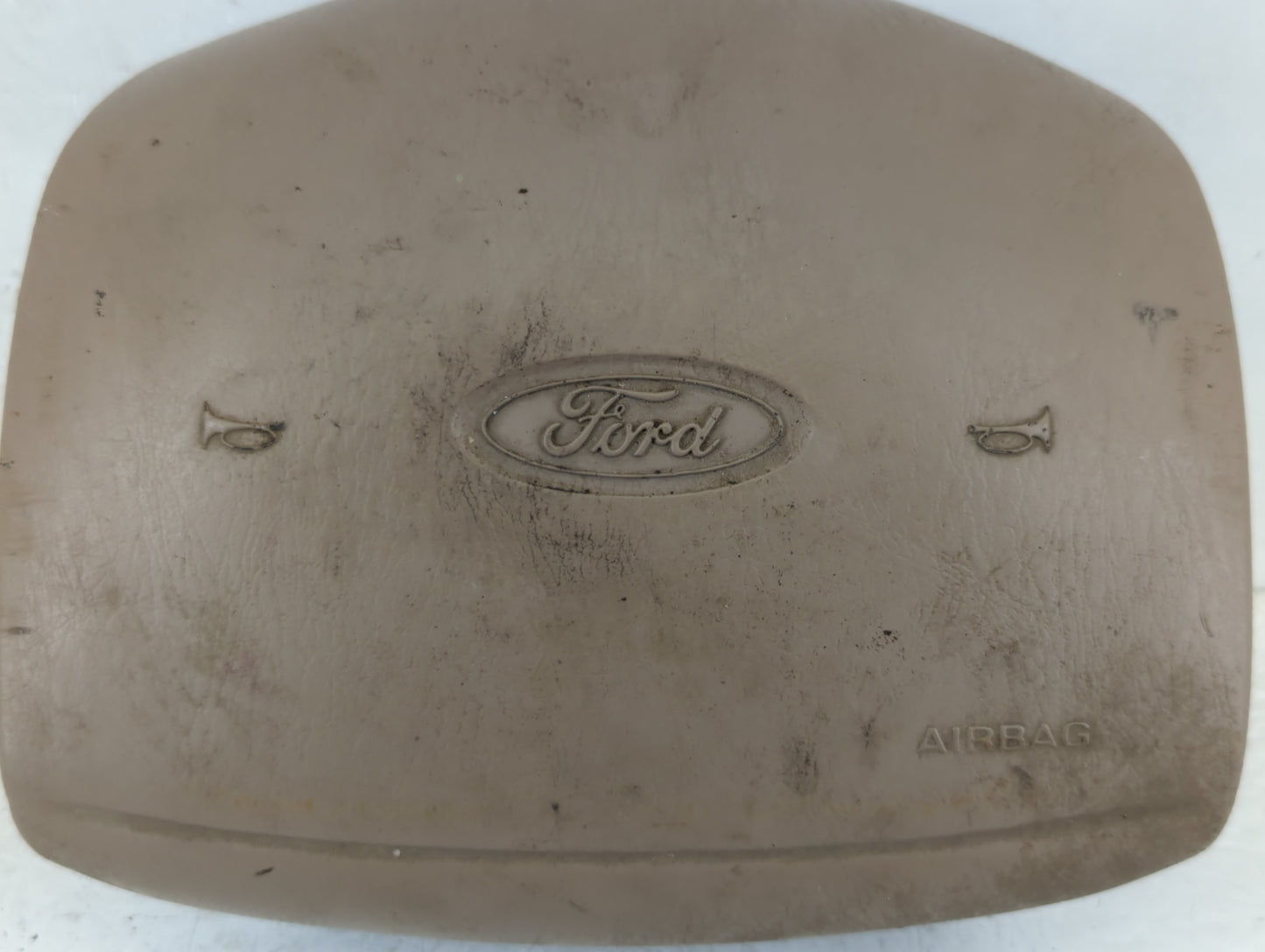 2008-2011 Ford Focus Air Bag Driver Left Steering Wheel Mounted P/N:T3JD04 Fits Fits 2008 2009 2010 2011 OEM Used Auto Parts - Oemusedautoparts1.com