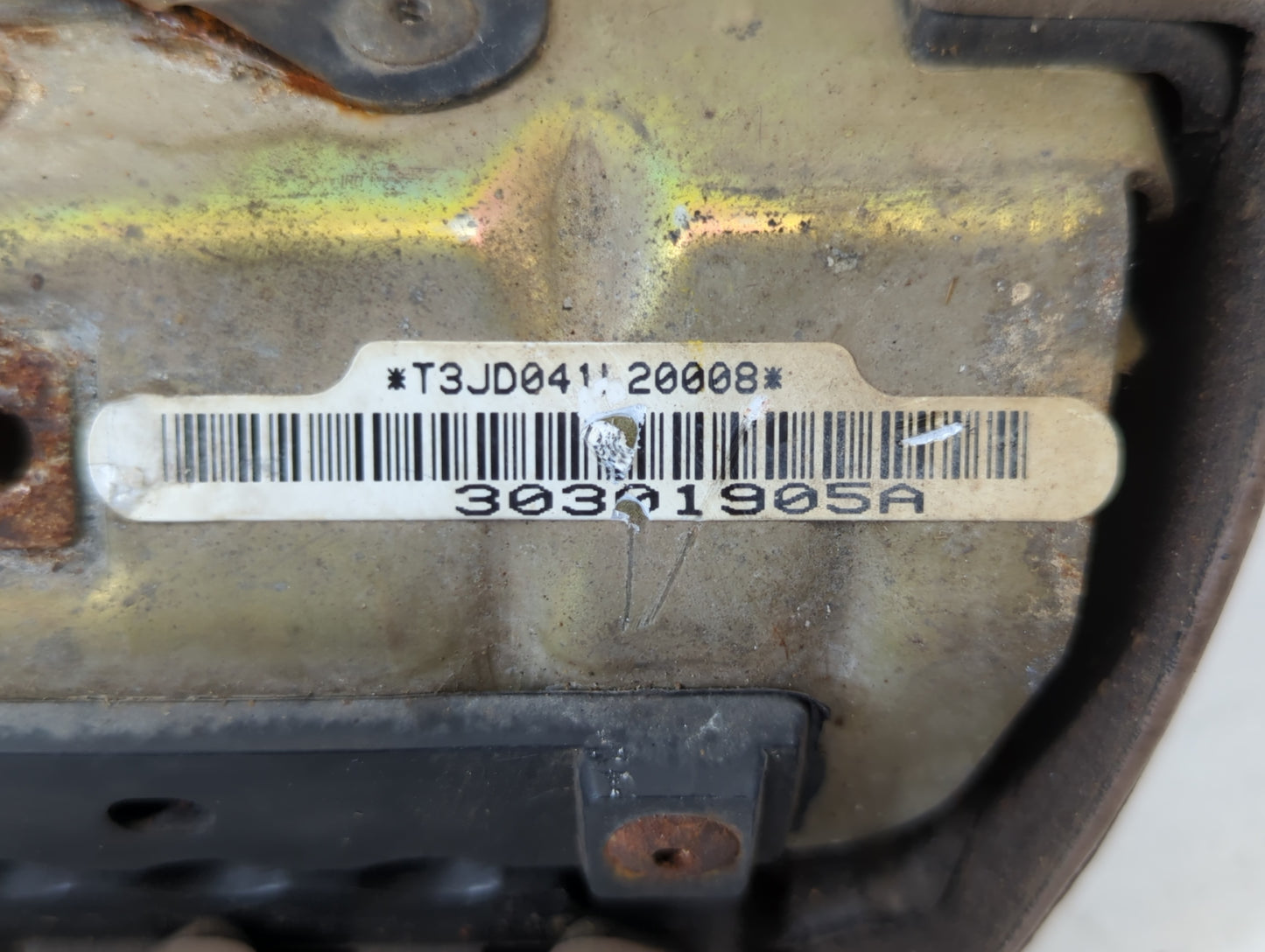 2008-2011 Ford Focus Air Bag Driver Left Steering Wheel Mounted P/N:T3JD04 Fits Fits 2008 2009 2010 2011 OEM Used Auto Parts - Oemusedautoparts1.com