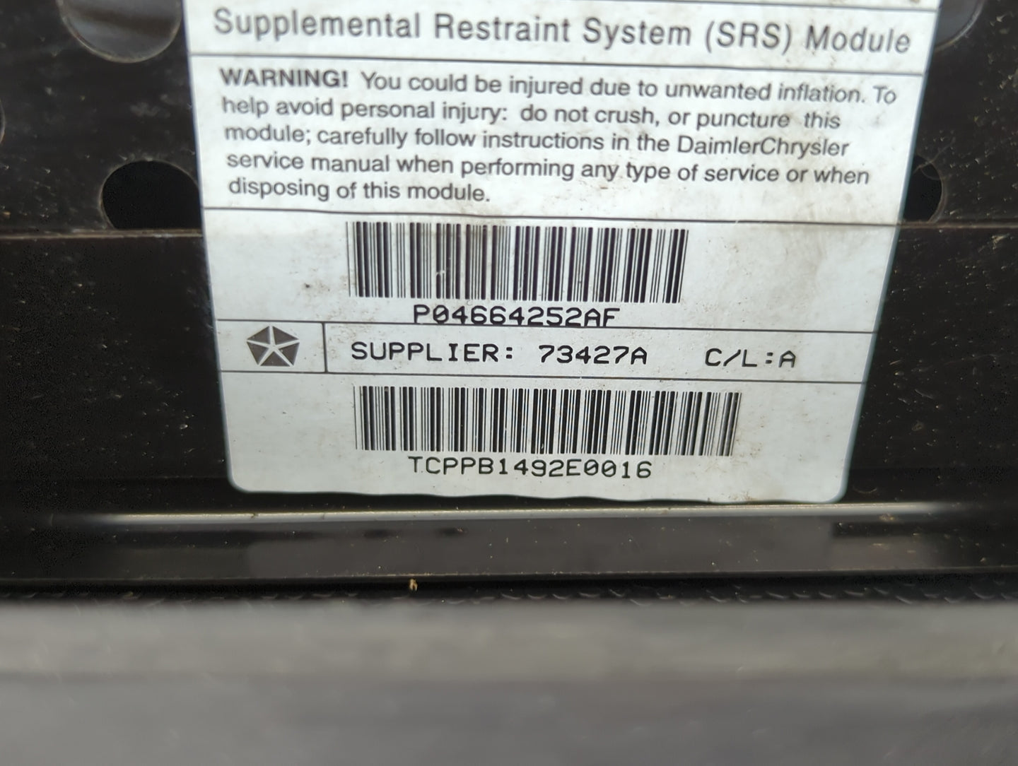 2003-2005 Chrysler Pt Cruiser Air Bag Passenger Right Dashboard OEM P/N:P04664252AF Fits Fits 2003 2004 2005 OEM Used Auto Parts - Oemusedautoparts1.com