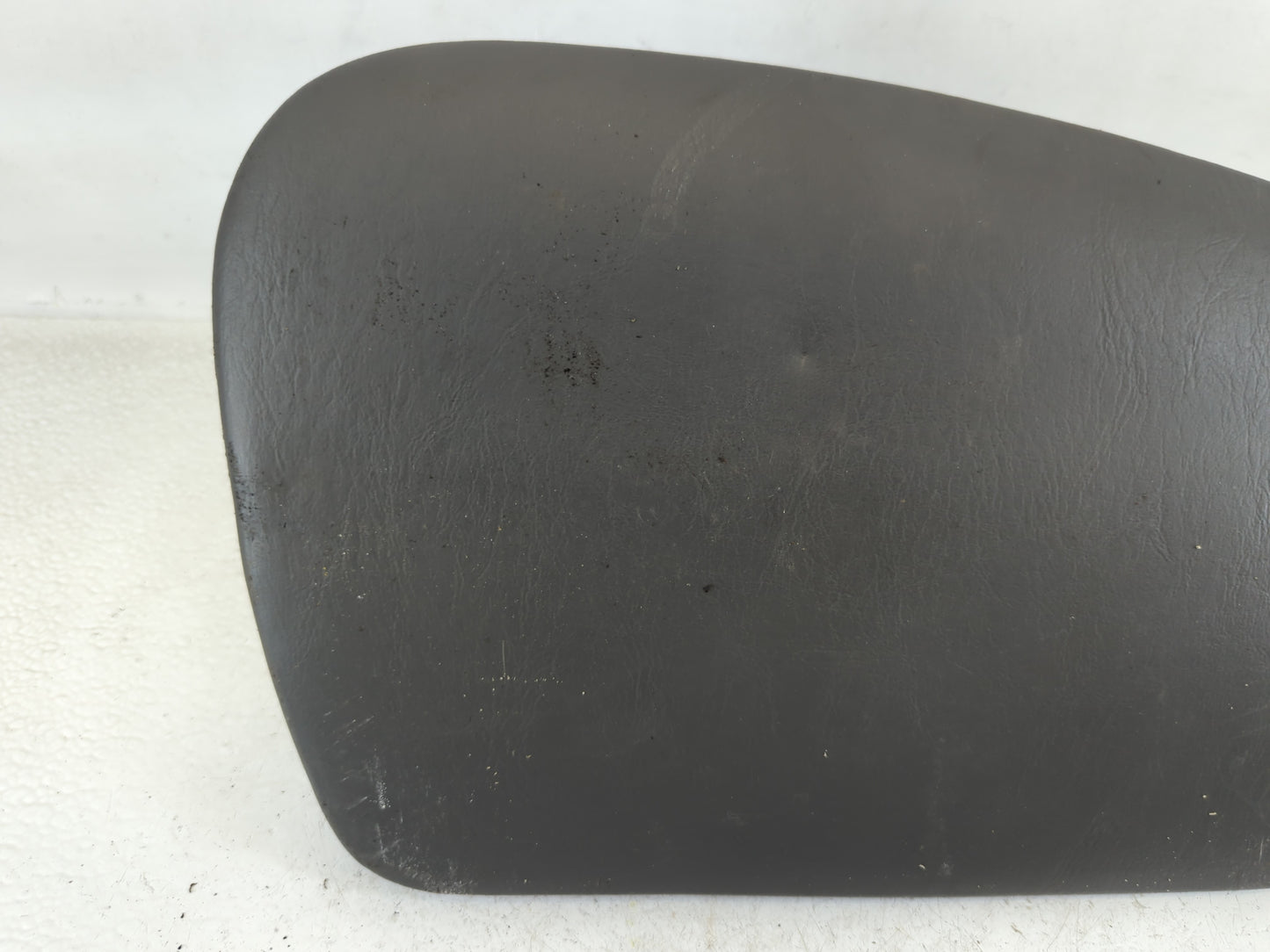 2000 Pontiac Granam Air Bag Passenger Right Dashboard OEM P/N:AL236316UGCGQ3 Fits Fits 1999 2001 2002 2003 2004 2005 OEM Used Auto Parts - Oemusedautoparts1.com