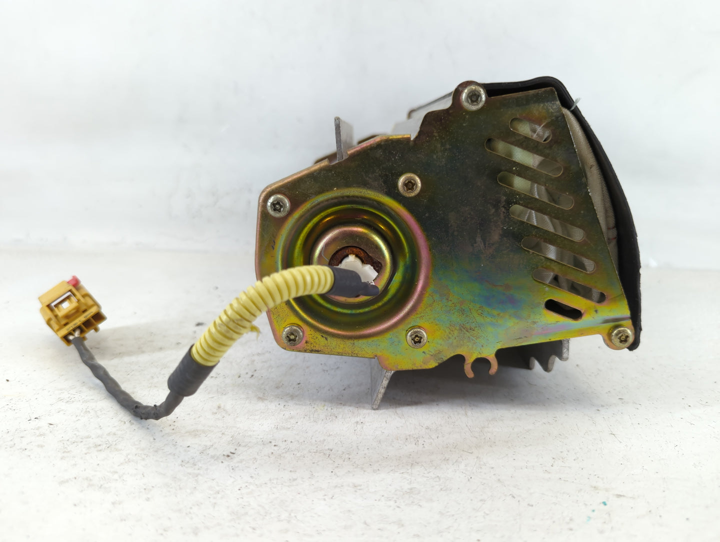 1998-1999 Dodge Durango Air Bag Driver Left Steering Wheel Mounted P/N:P55314816AD Fits Fits 1998 1999 OEM Used Auto Parts - Oemusedautoparts1.com