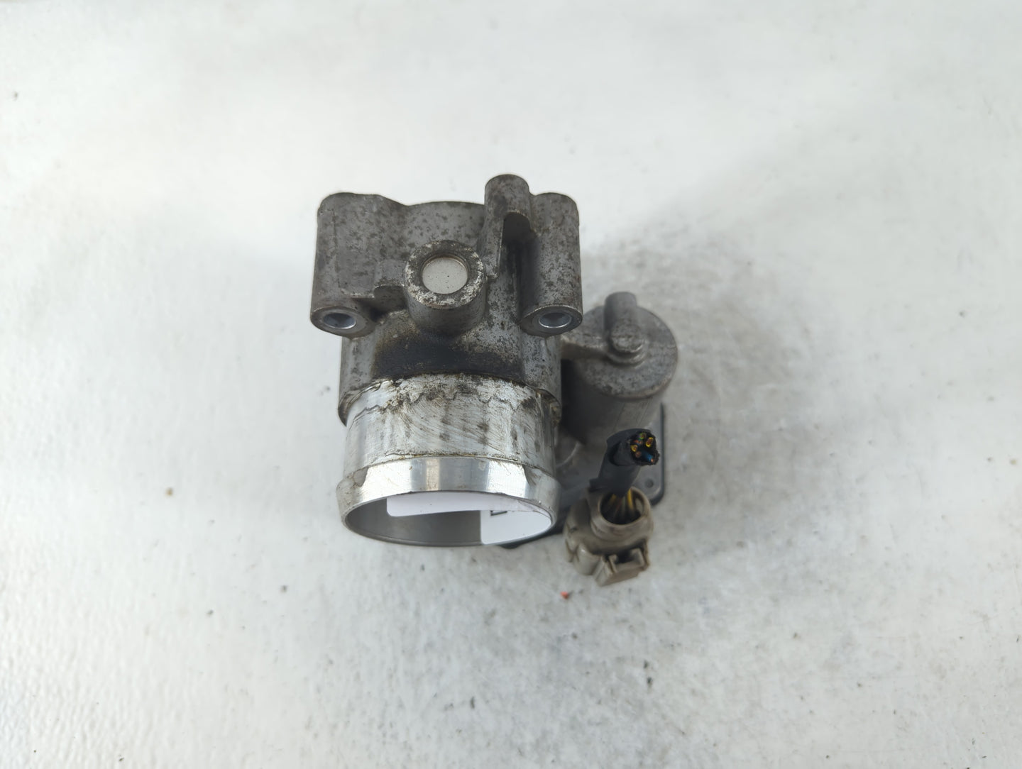 2014-2020 Ford Fusion Throttle Body P/N:B16 321 6710 DS7G-9F991-BB Fits Fits 2014 2015 2016 2017 2018 2019 2020 OEM Used Auto Parts - Oemusedautoparts1.com