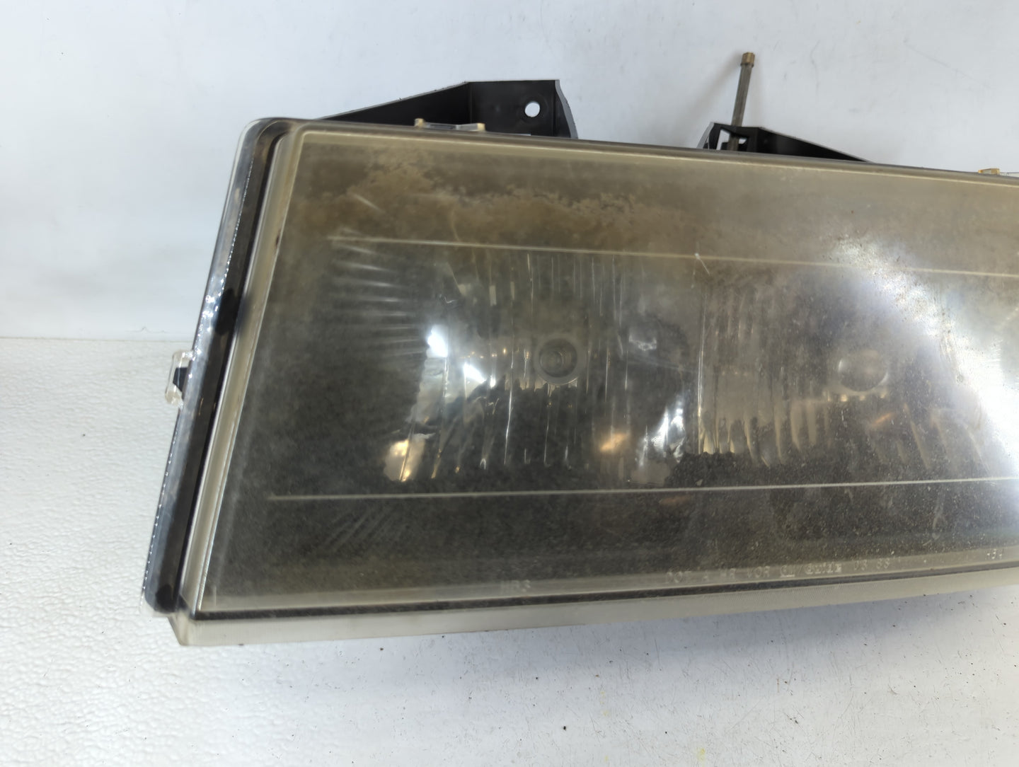 2004 Chevrolet Colorado Passenger Right Oem Head Light Headlight Lamp - Oemusedautoparts1.com