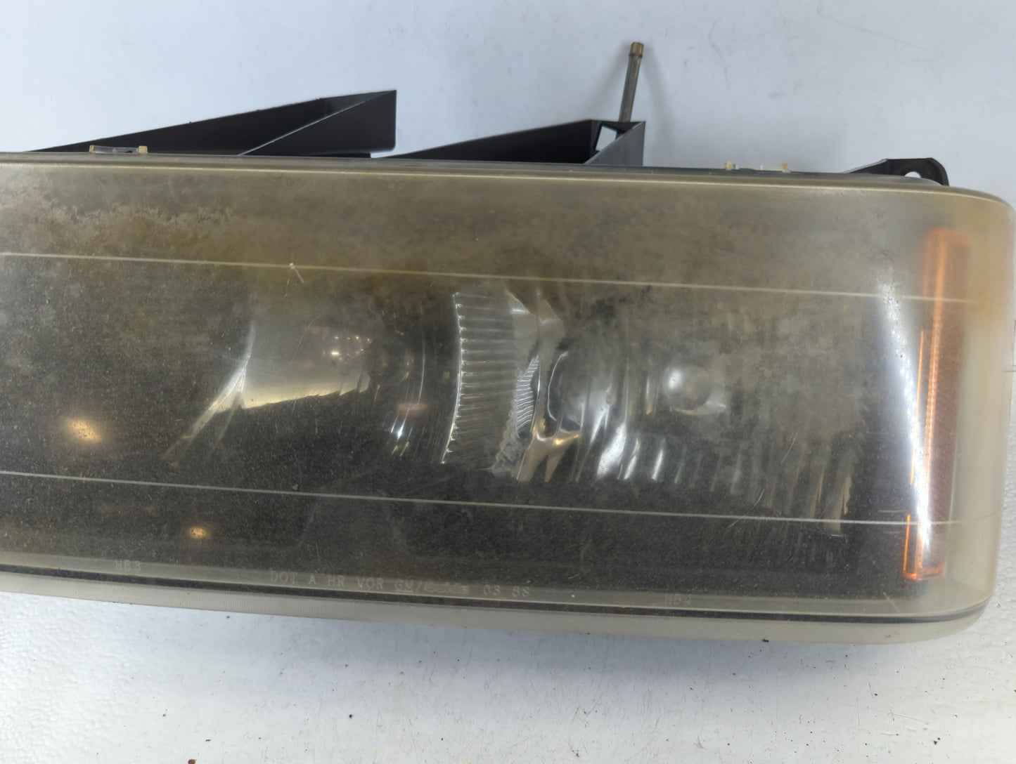 2004 Chevrolet Colorado Passenger Right Oem Head Light Headlight Lamp - Oemusedautoparts1.com