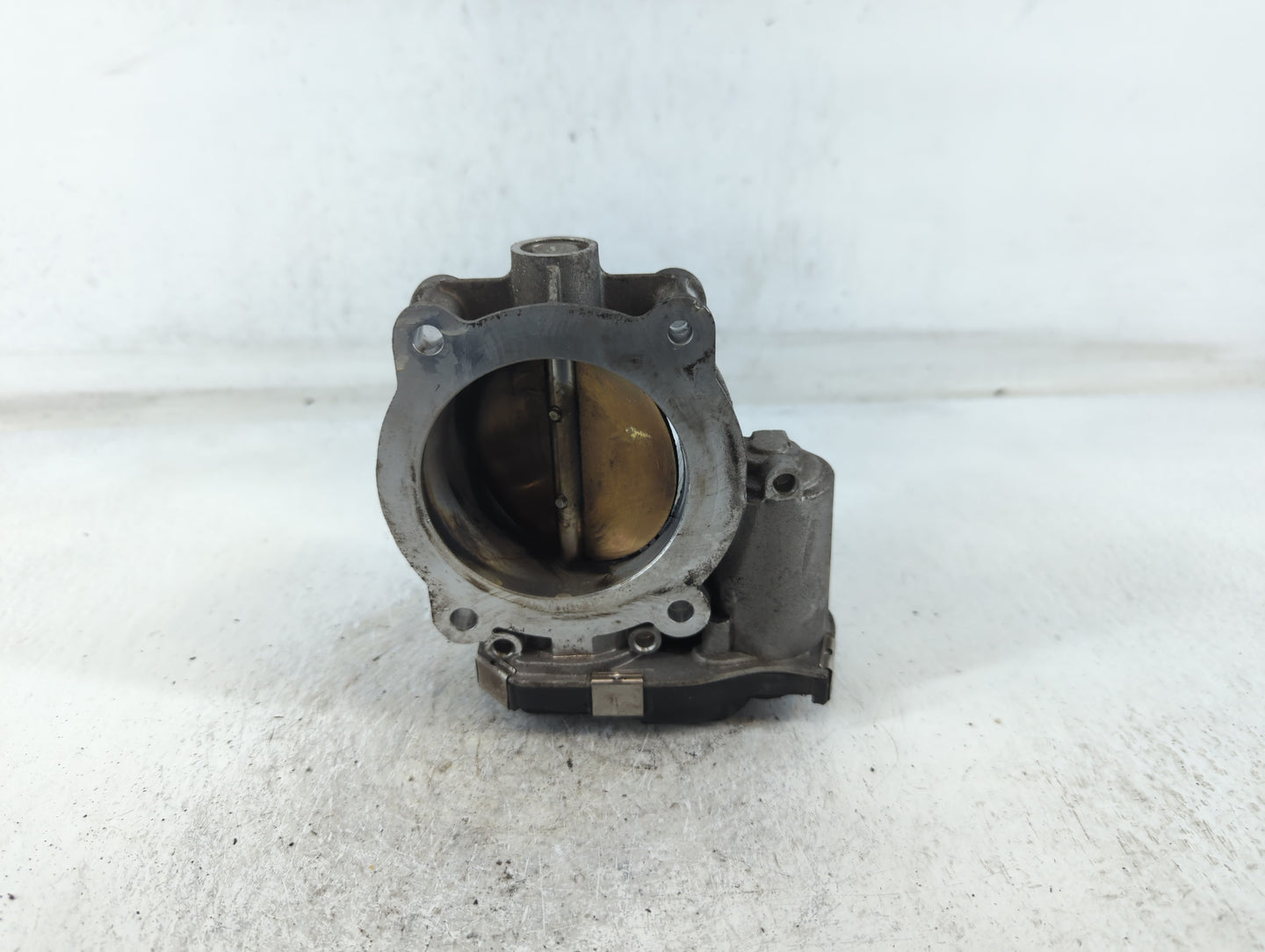 2012-2015 Chevrolet Camaro Throttle Body P/N:12632172BA Fits Fits 2012 2013 2014 2015 2016 2017 2018 2019 2020 2021 2022 OEM Used Auto Parts - Oemusedautoparts1.com