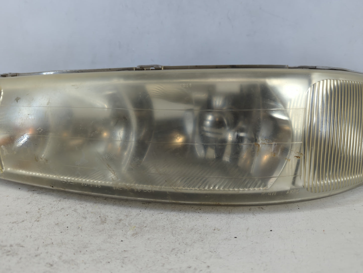 2002-2005 Buick Century Driver Left Oem Head Light Headlight Lamp - Oemusedautoparts1.com