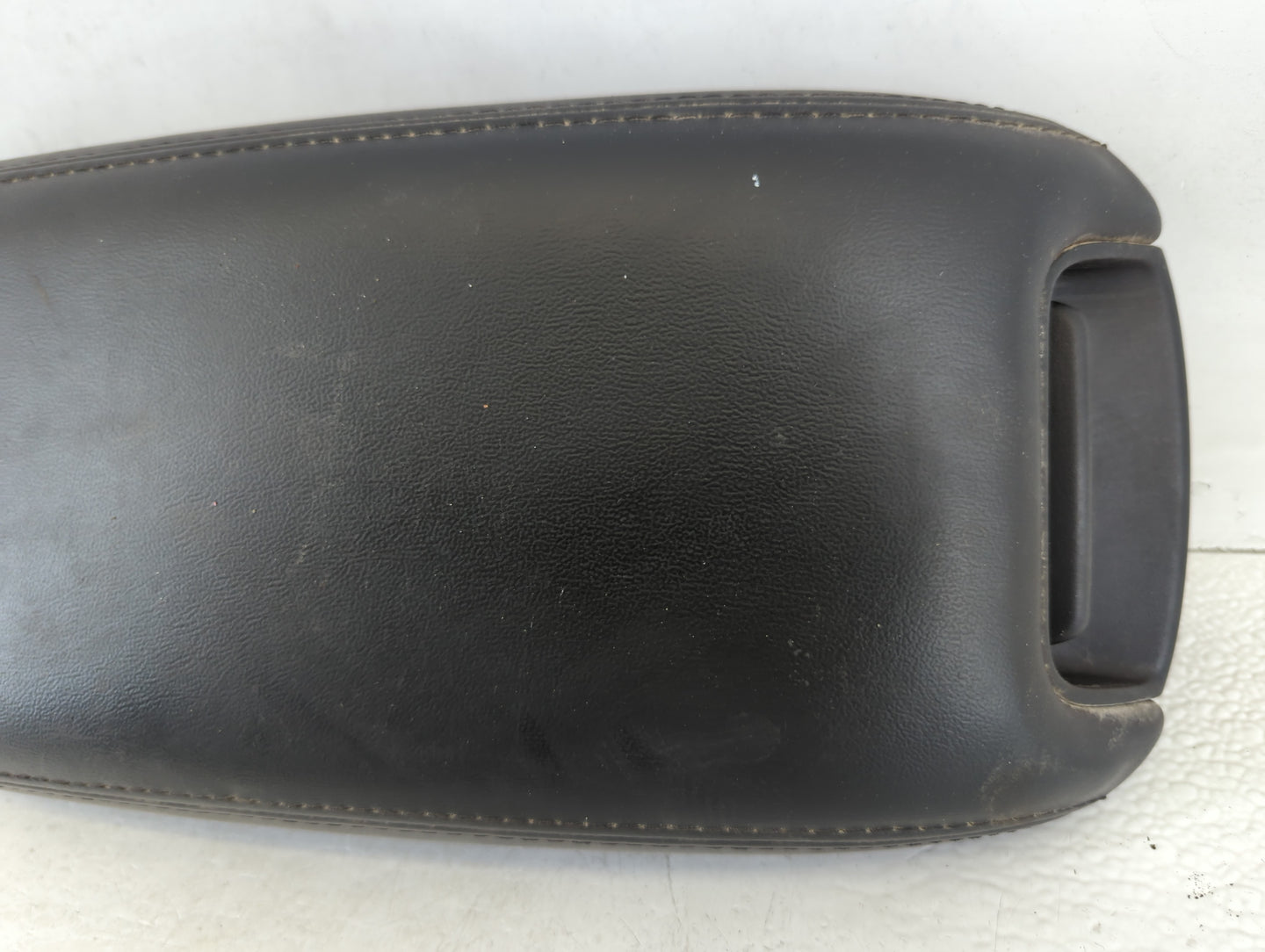2012-2020 Dodge Journey Center Console Armrest Cover Lid Fits Fits 2012 2013 2014 2015 2016 2017 2018 2019 2020 OEM Used Auto Parts - Oemusedautoparts1.com