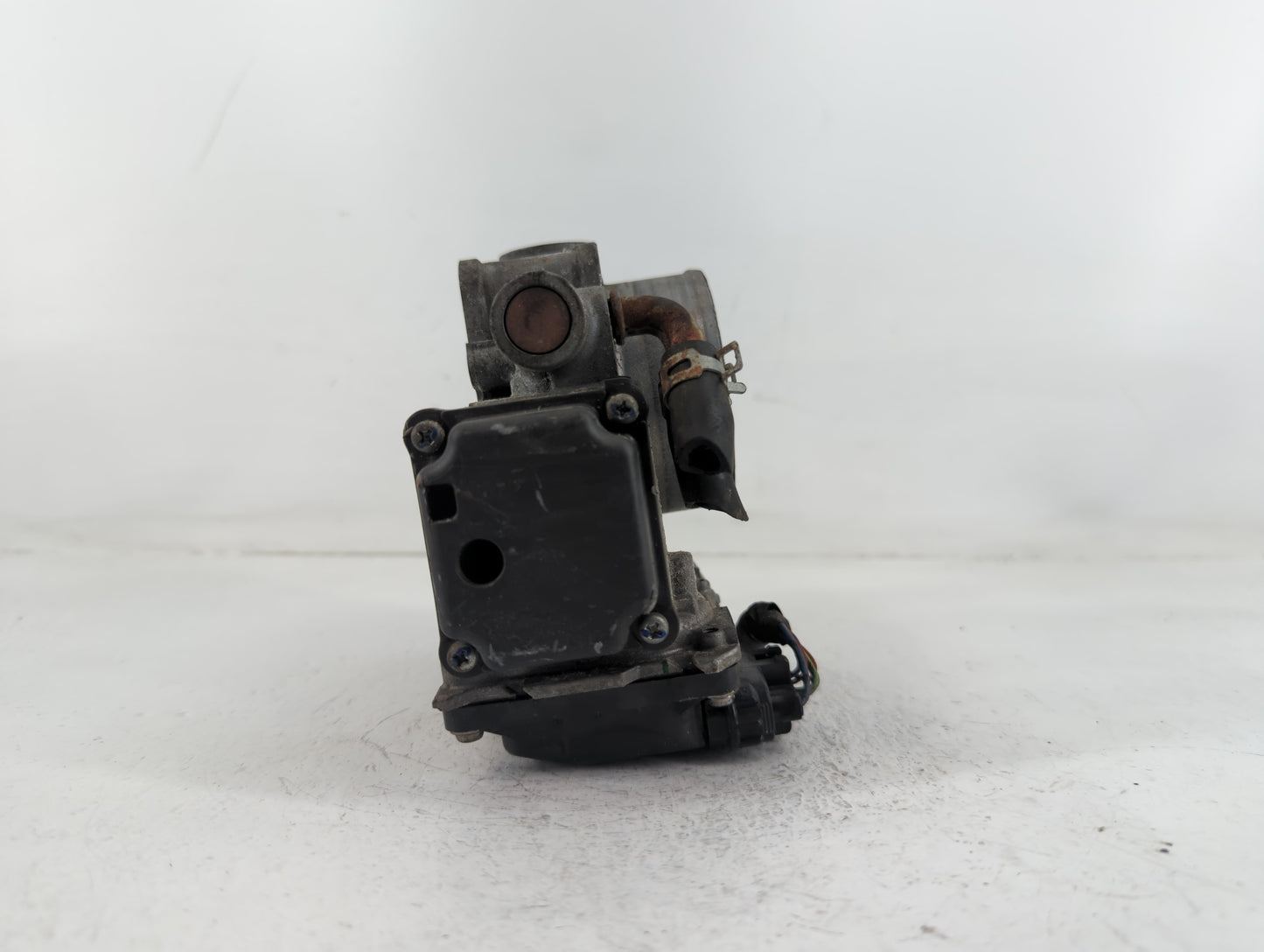 2008-2012 Honda Accord Throttle Body P/N:03503 1430 C3P09 Fits Fits 2008 2009 2010 2011 2012 OEM Used Auto Parts - Oemusedautoparts1.com