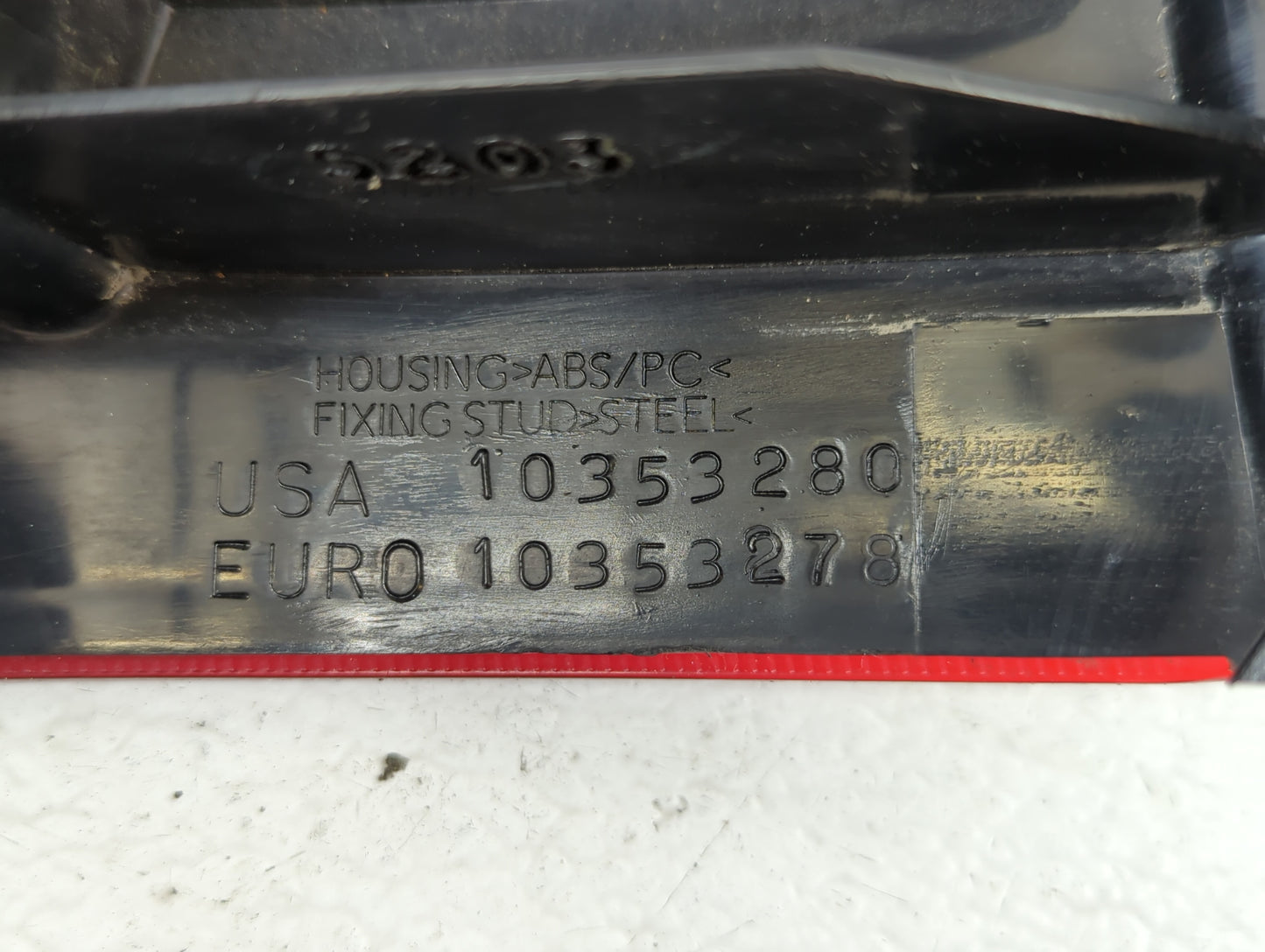 1997-2005 Chevrolet Venture Tail Light Assembly Passenger Right OEM P/N:10353280 Fits OEM Used Auto Parts - Oemusedautoparts1.com