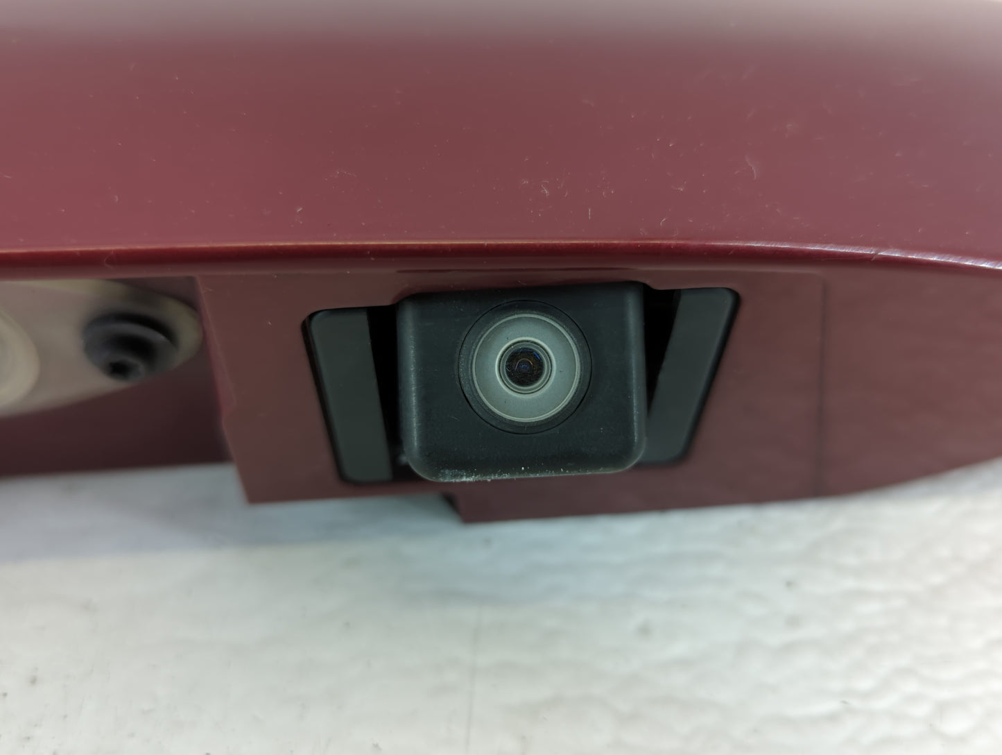 2008 Buick Enclave Third Brake Light Tail Light Fits OEM Used Auto Parts - Oemusedautoparts1.com