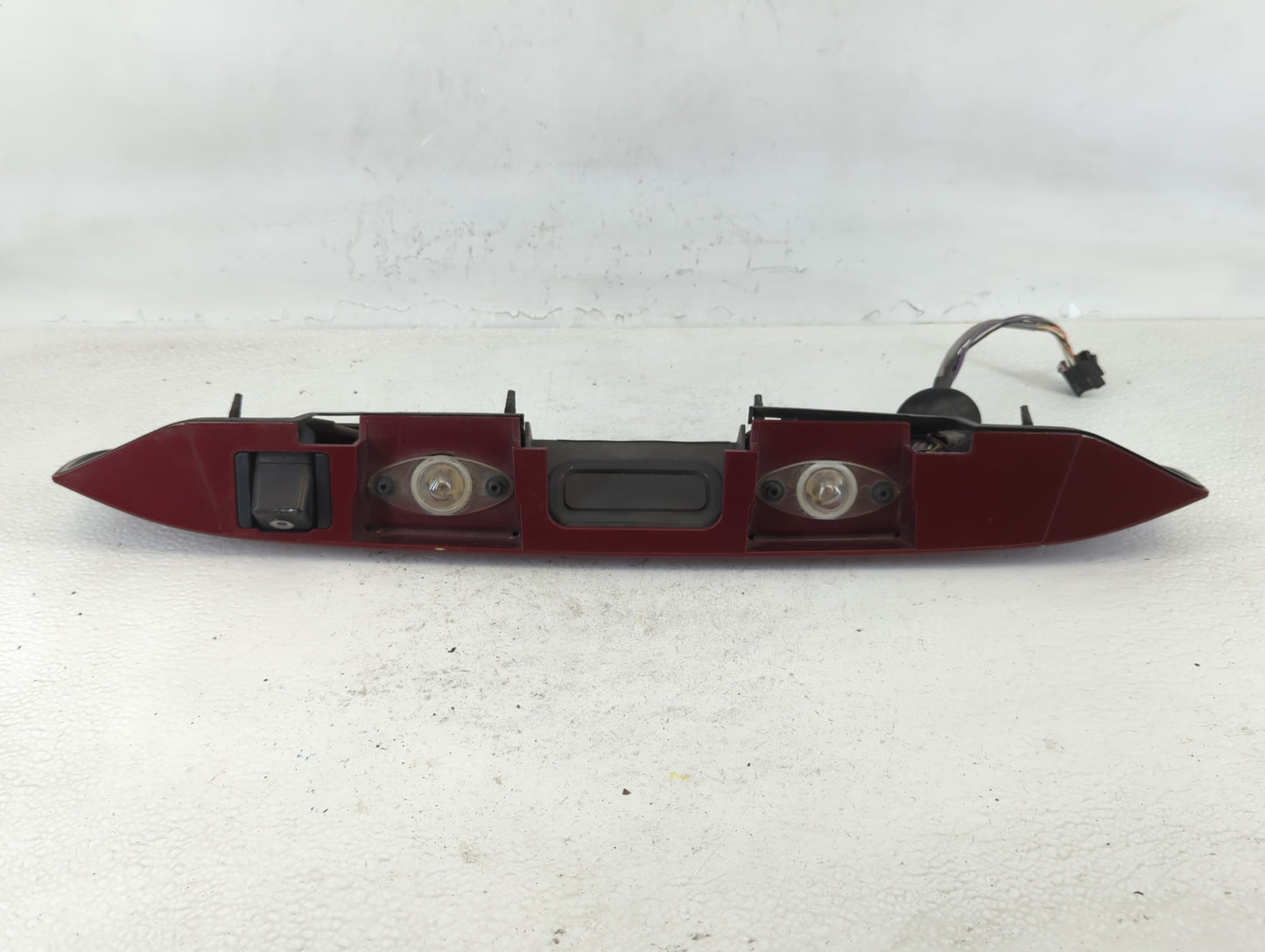 2008 Buick Enclave Third Brake Light Tail Light Fits OEM Used Auto Parts - Oemusedautoparts1.com
