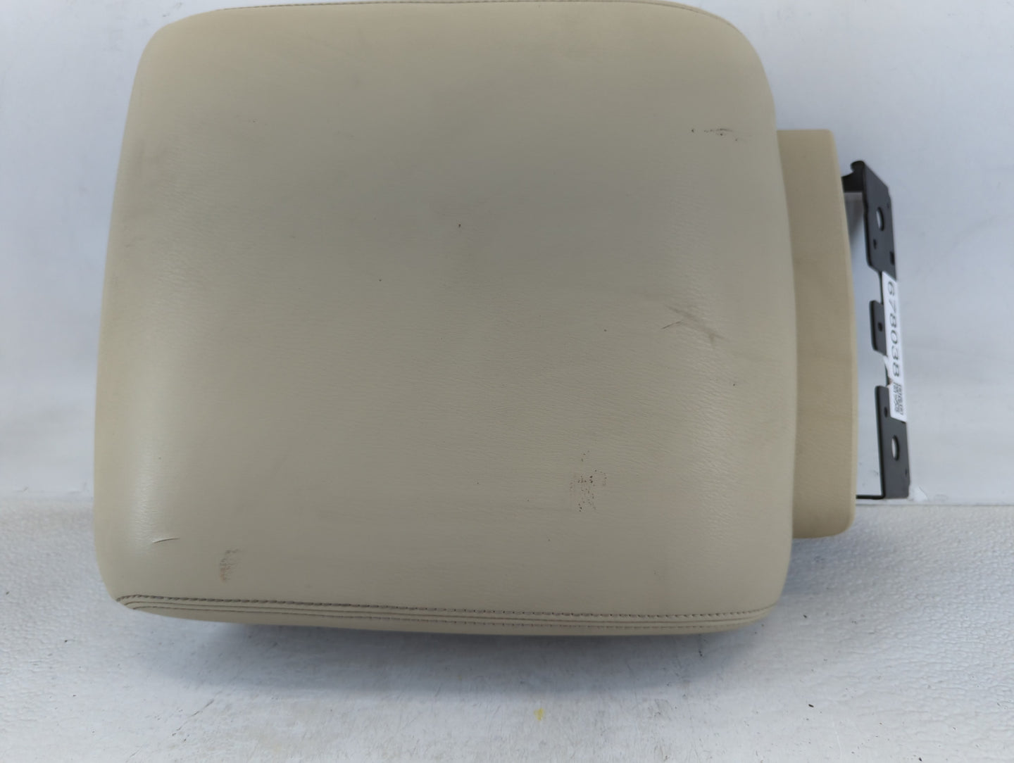 2011-2013 Infiniti Qx56 Center Console Armrest Cover Lid P/N:PFNS1101-0 Fits Fits 2011 2012 2013 2014 OEM Used Auto Parts - Oemusedautoparts1.com
