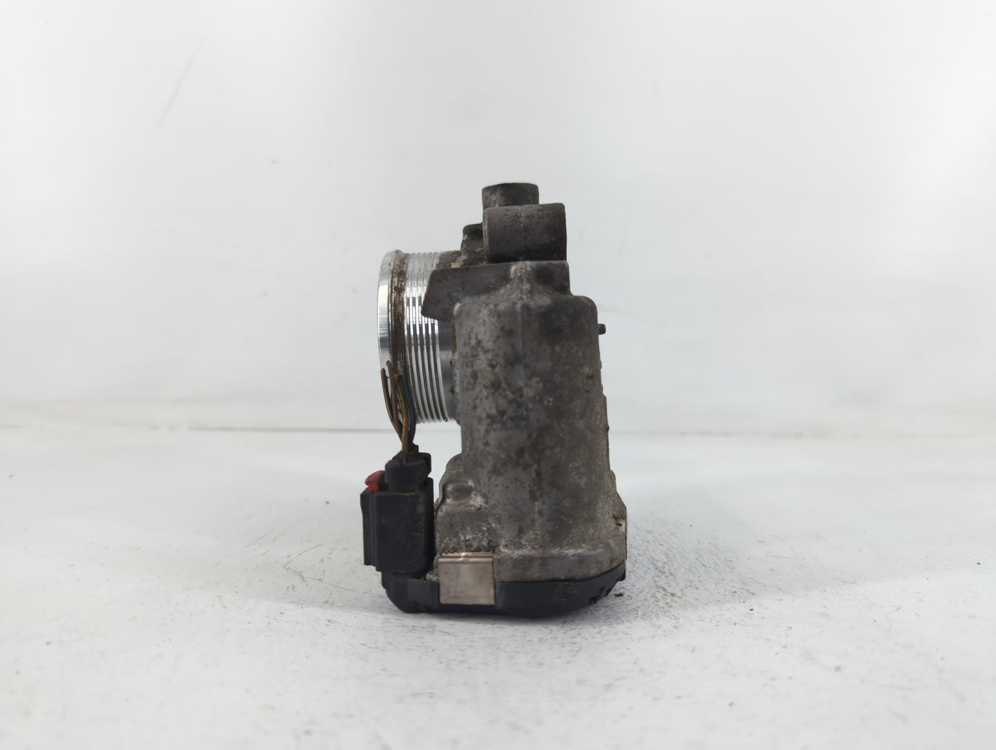 2014-2020 Ford Fusion Throttle Body P/N:DS7E-9F991-BB Fits Fits 2014 2015 2016 2017 2018 2019 2020 2021 2022 OEM Used Auto Parts - Oemusedautoparts1.com