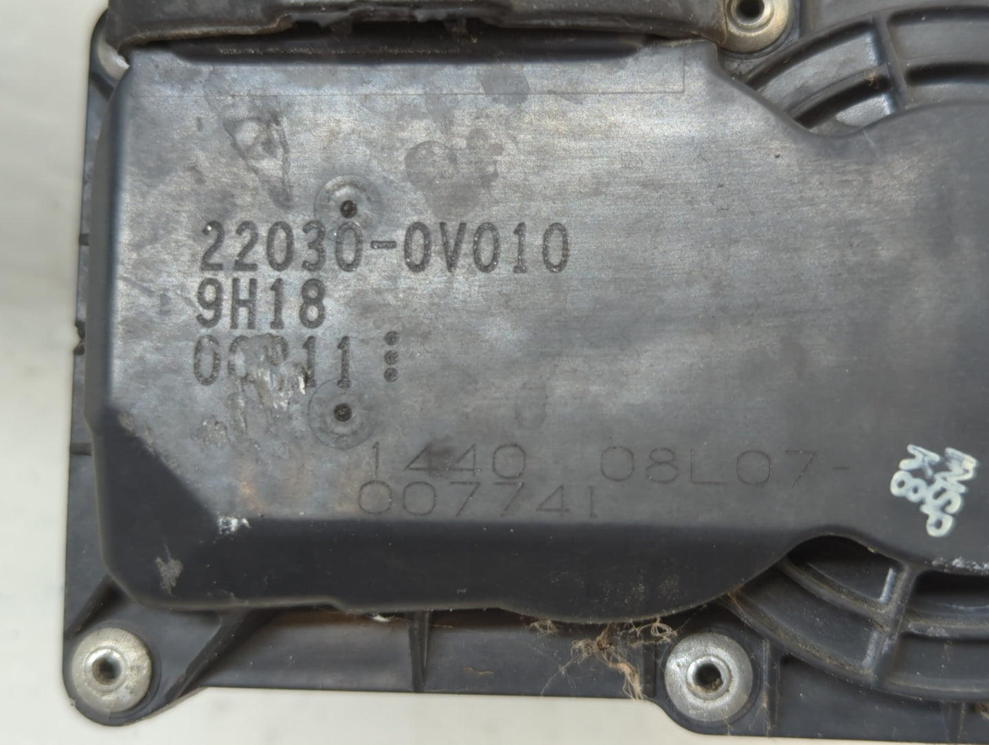 2010-2017 Toyota Camry Throttle Body P/N:22030-0V010 Fits Fits 2009 2010 2011 2012 2013 2014 2015 2016 2017 2018 2019 OEM Used Auto Parts - Oemusedautoparts1.com