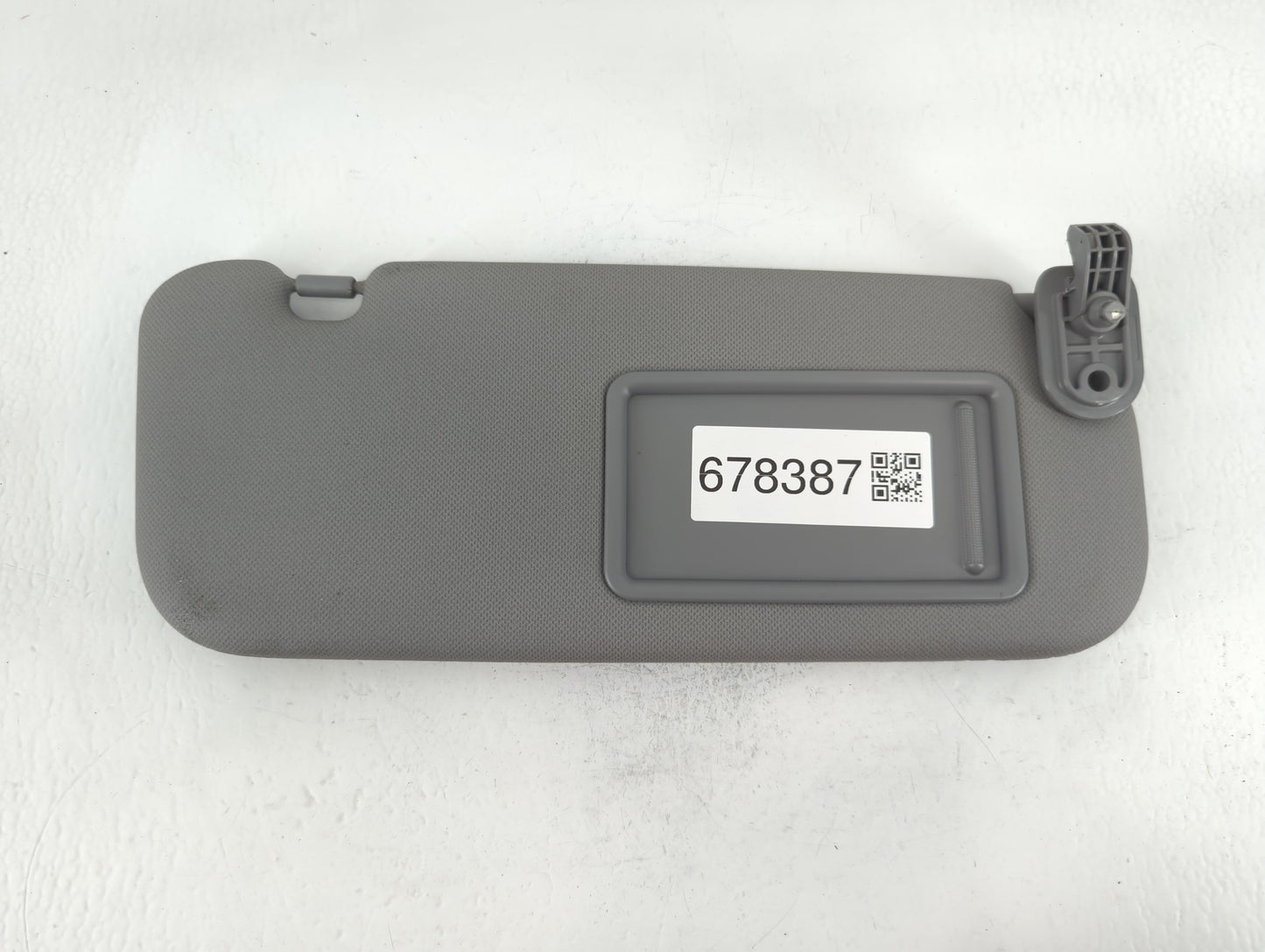 2014-2017 Hyundai Accent Sun Visor Shade Replacement Passenger Right Mirror Fits Fits 2014 2015 2016 2017 OEM Used Auto Parts - Oemusedautoparts1.com