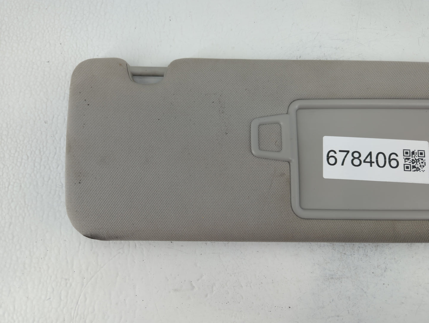 2016-2020 Kia Sorento Sun Visor Shade Replacement Passenger Right Mirror Fits Fits 2016 2017 2018 2019 2020 OEM Used Auto Parts - Oemusedautoparts1.com
