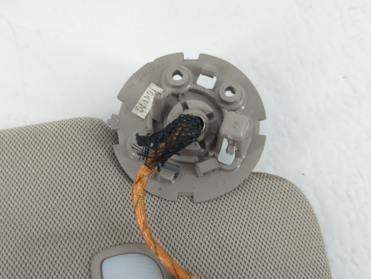 2010-2017 Chevrolet Equinox Sun Visor Shade Replacement Passenger Right Mirror Fits Fits 2010 2011 2012 2013 2014 2015 2016 2017 OEM Used Auto Parts - Oemusedautoparts1.com