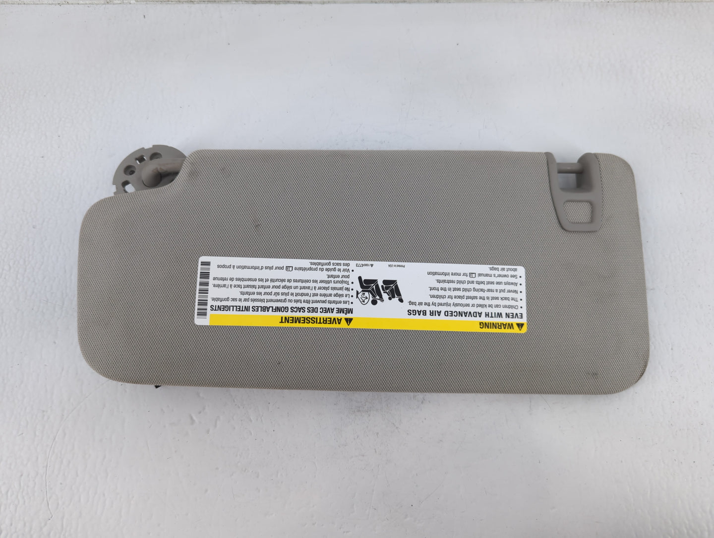 2010-2017 Chevrolet Equinox Sun Visor Shade Replacement Passenger Right Mirror Fits Fits 2010 2011 2012 2013 2014 2015 2016 2017 OEM Used Auto Parts - Oemusedautoparts1.com