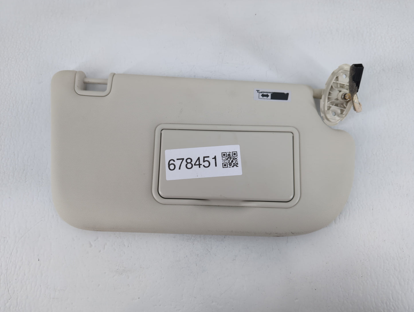 2013-2019 Ford Escape Sun Visor Shade Replacement Passenger Right Mirror Fits Fits 2013 2014 2015 2016 2017 2018 2019 OEM Used Auto Parts - Oemusedautoparts1.com