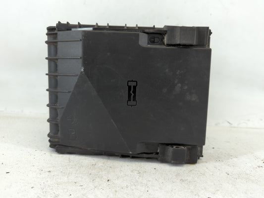 2012-2018 Volkswagen Tiguan Fusebox Fuse Box Panel Relay Module P/N:6359-5743 3C0 937 125 A Fits OEM Used Auto Parts - Oemusedautoparts1.com