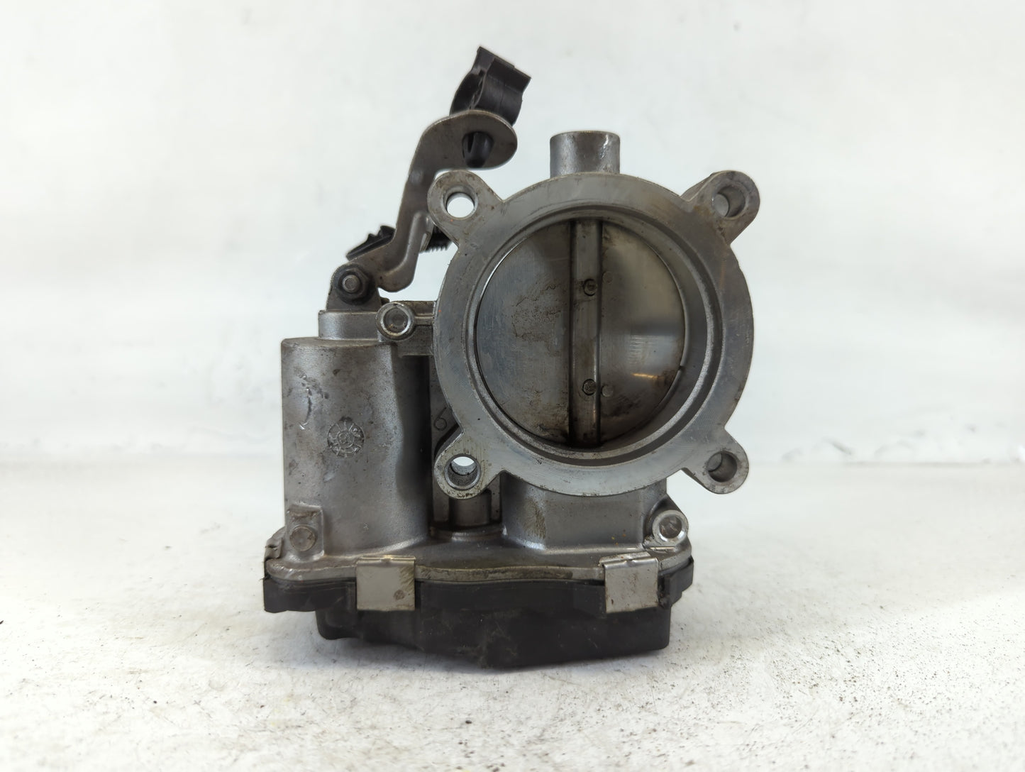 2017-2022 Jeep Compass Throttle Body P/N:04891970AB Fits Fits 2014 2015 2016 2017 2018 2019 2020 2021 2022 OEM Used Auto Parts - Oemusedautoparts1.com