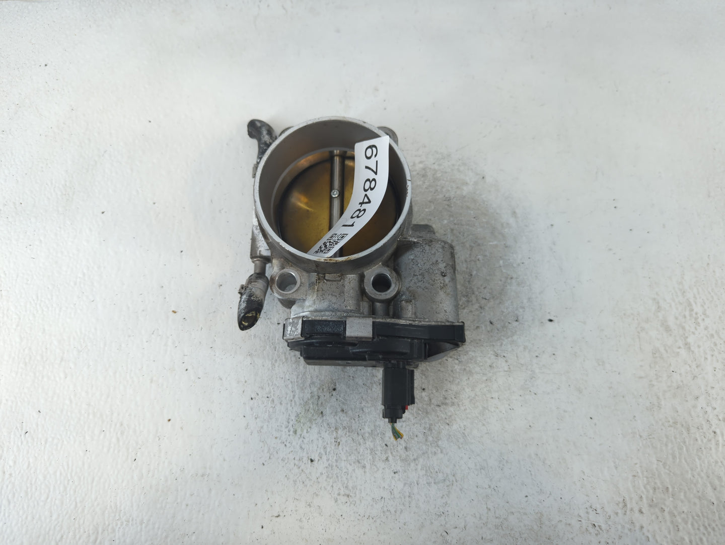 2017-2020 Jaguar F-Pace Throttle Body P/N:DX23-9F991-AB A2C90654700 Fits Fits 2013 2014 2015 2016 2017 2018 2019 2020 OEM Used Auto Parts - Oemusedautoparts1.com