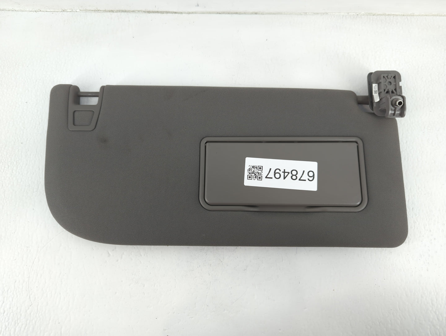 2018-2020 Ford F-150 Sun Visor Shade Replacement Passenger Right Mirror Fits Fits 2018 2019 2020 OEM Used Auto Parts - Oemusedautoparts1.com